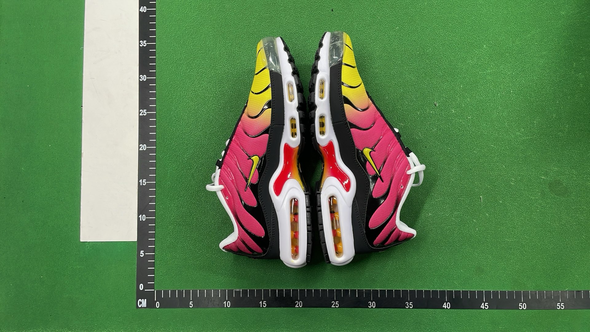 Nike Air Max TN Shoes - Stylish & Comfortable Running Sneakers