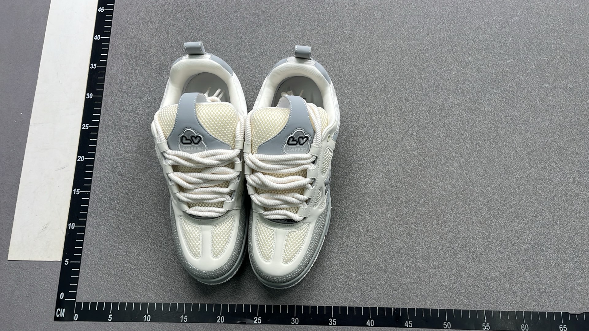 TOPMADE White and Beige Sneakers with Floral Design