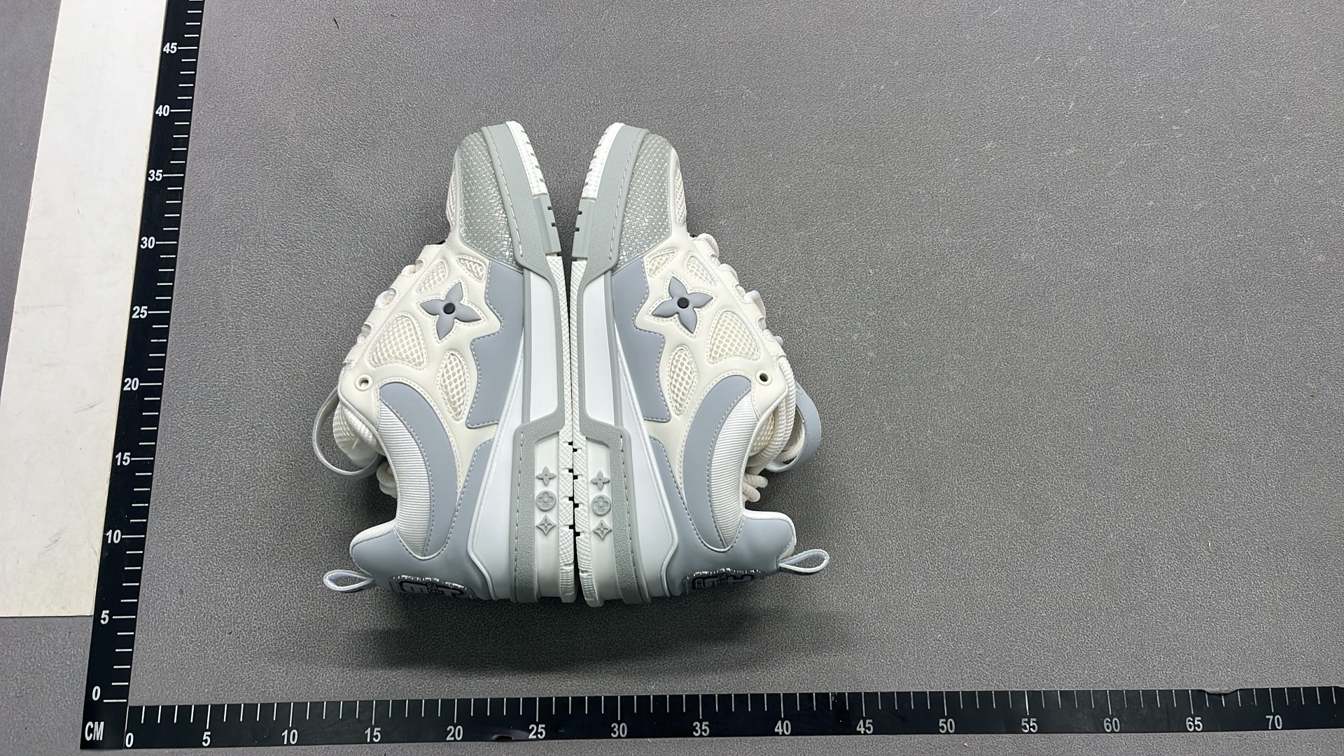 TOPMADE White and Beige Sneakers with Floral Design