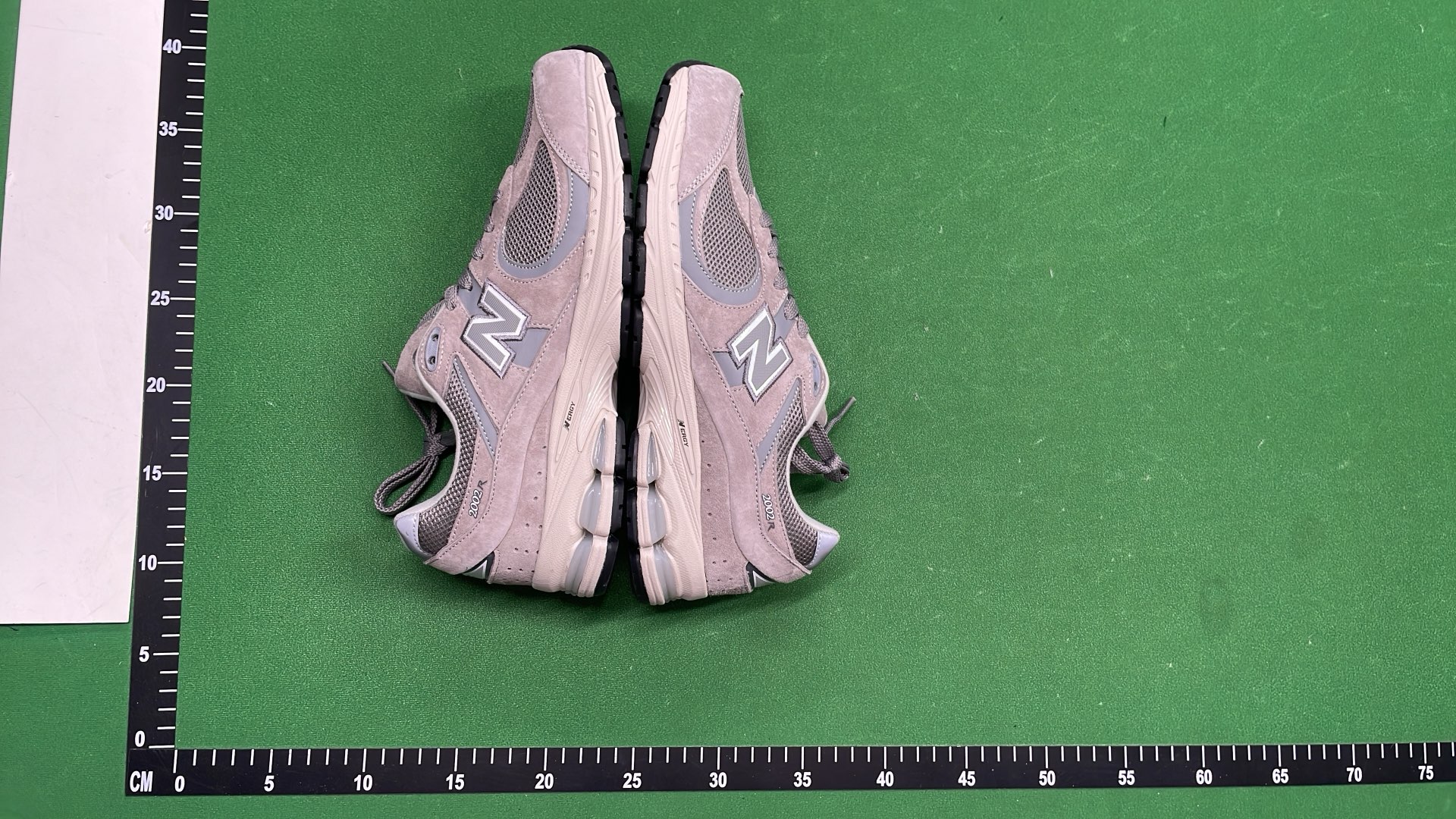 New Balance 990v4 Running Shoes - Premium Comfort & Support
