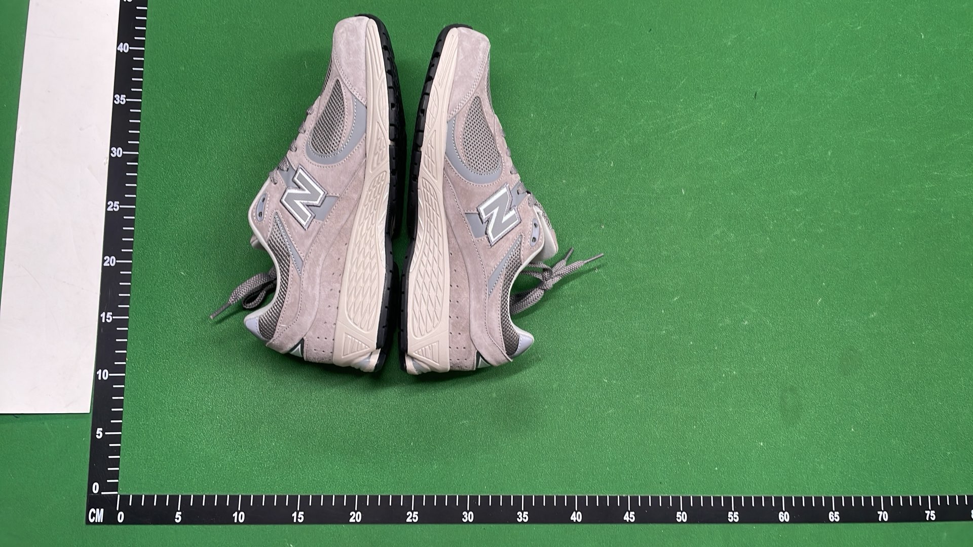 New Balance 990v4 Running Shoes - Premium Comfort & Support