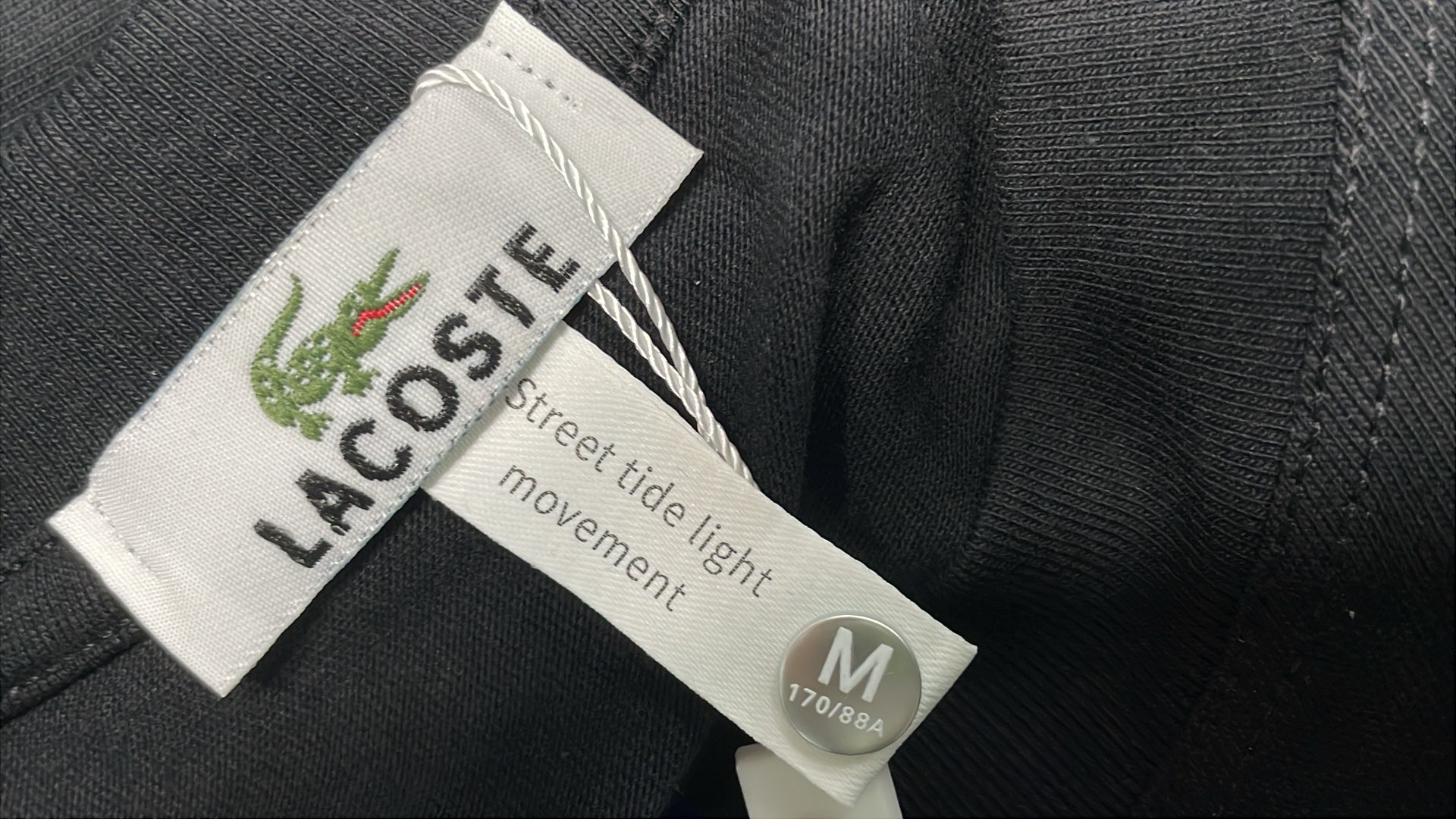 Lacoste Men's Classic Logo T-Shirt - Comfortable Cotton Tee