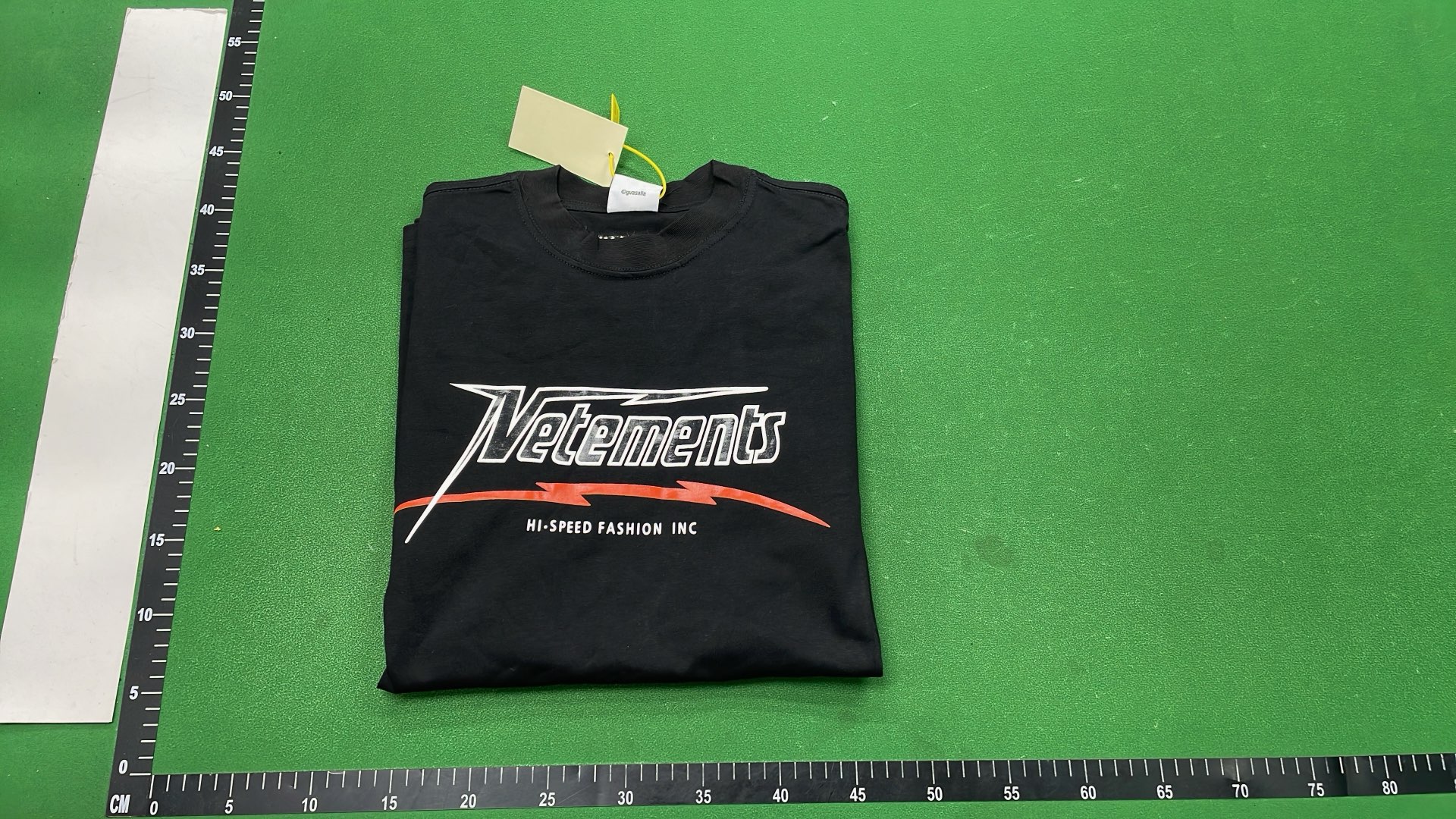 Black T-Shirt with 'The Earth Is Flat' Print - Streetwear Style