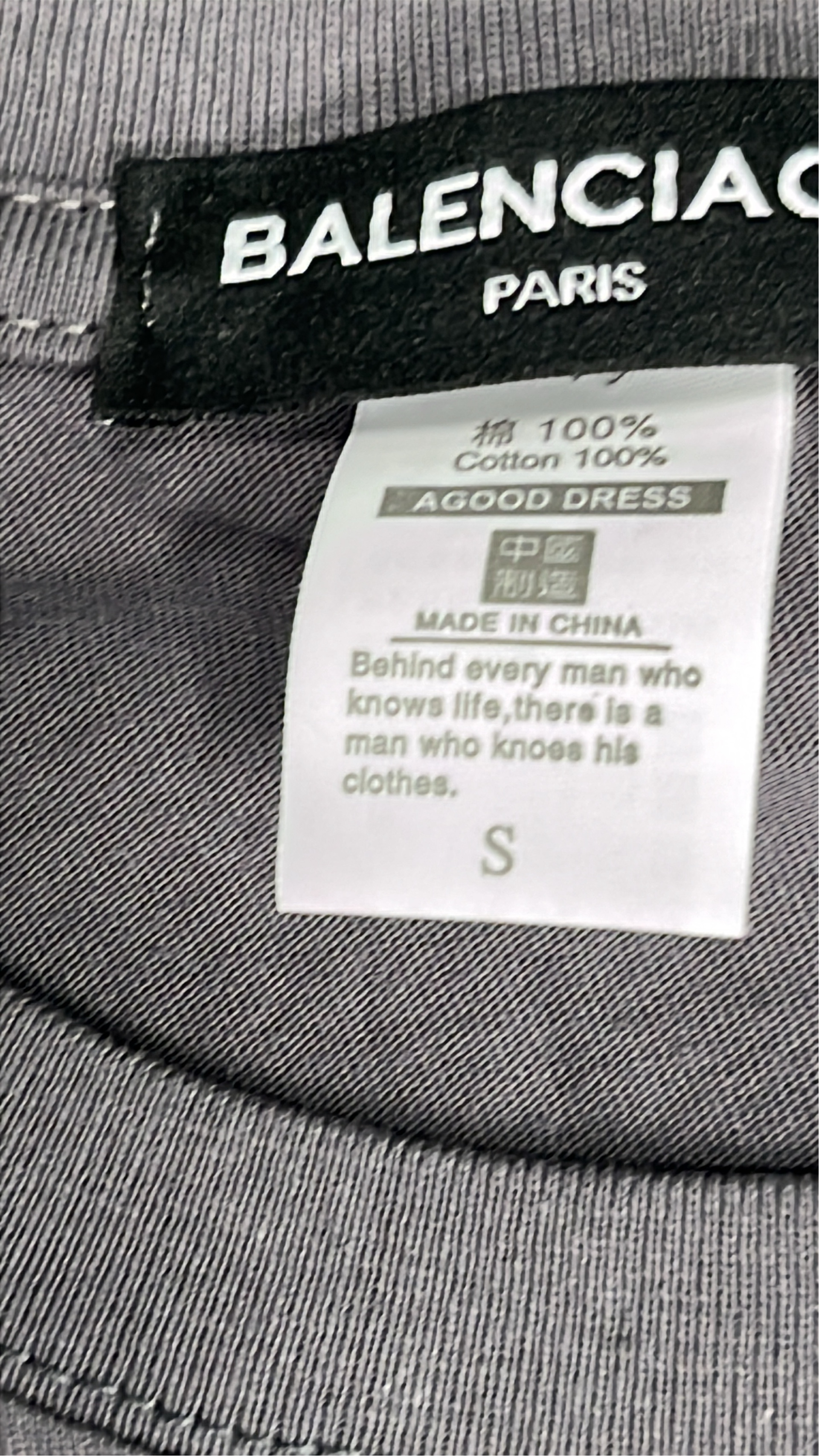 Gucci Logo T-Shirt for Men and Women