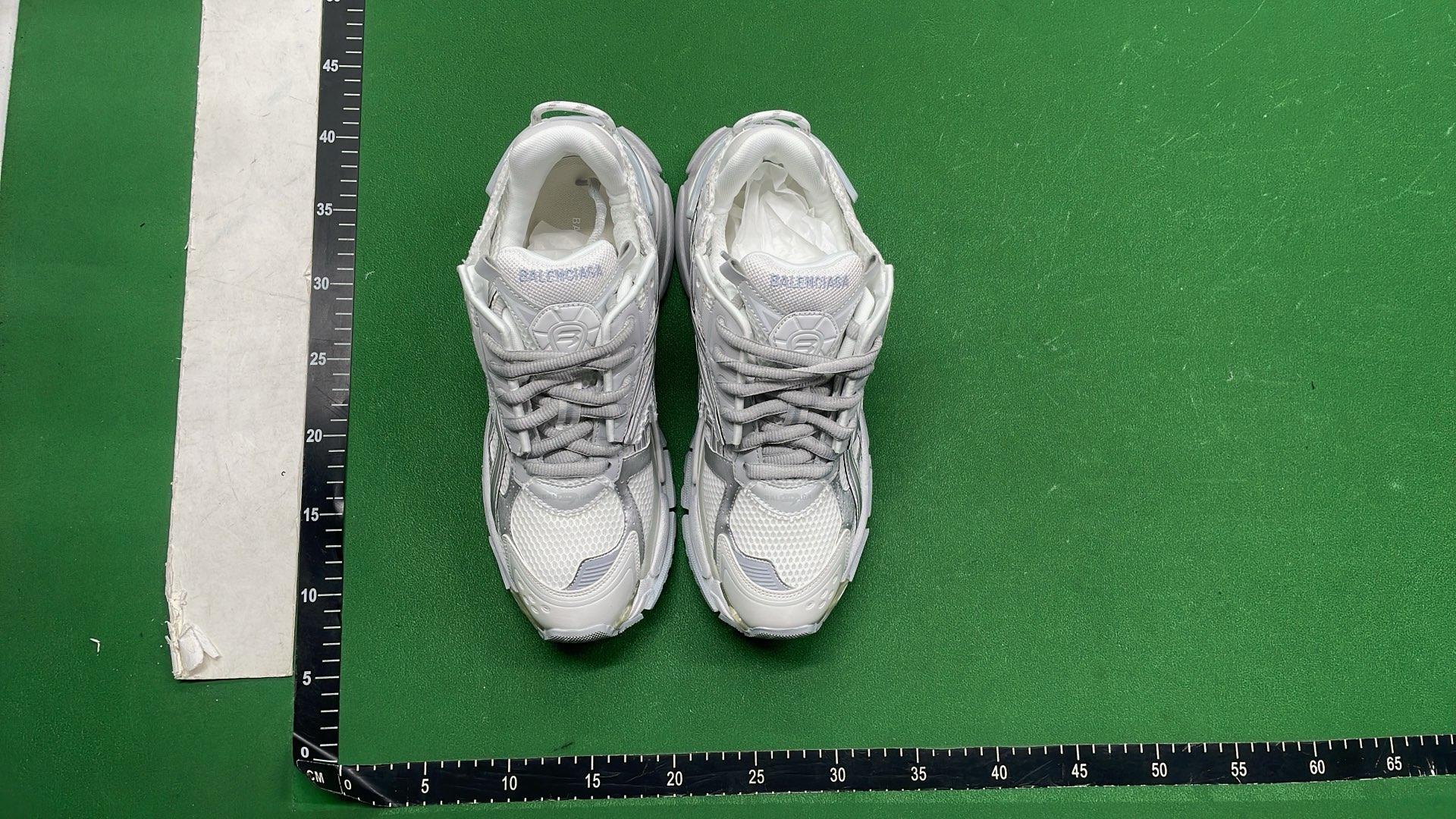 VG-RUNNER White Mesh Running Shoes for Men Women