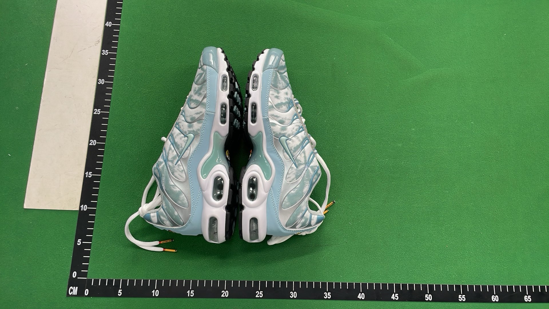 Nike Air Max Plus TN Black Green Sneakers