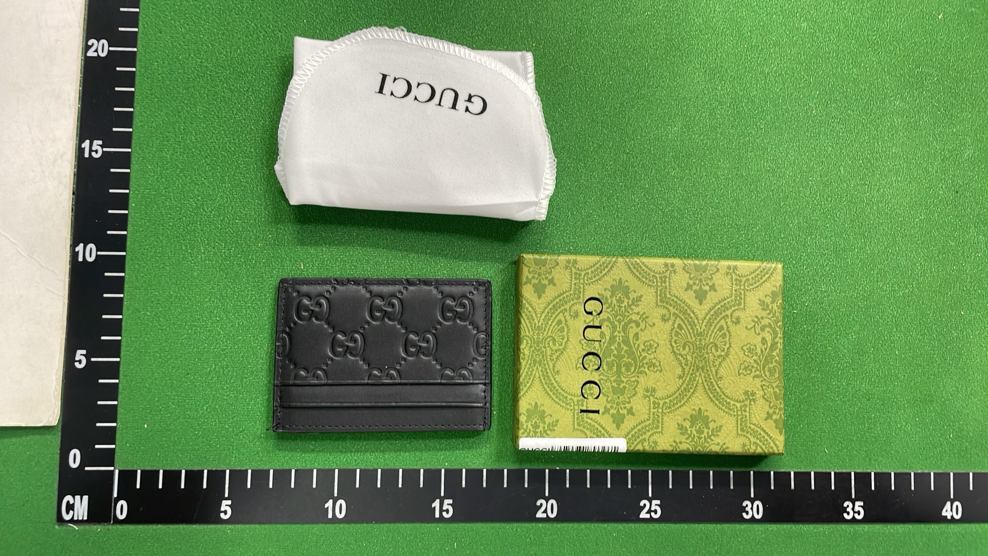 Gucci GG Supreme Card Holder for Men and Women
