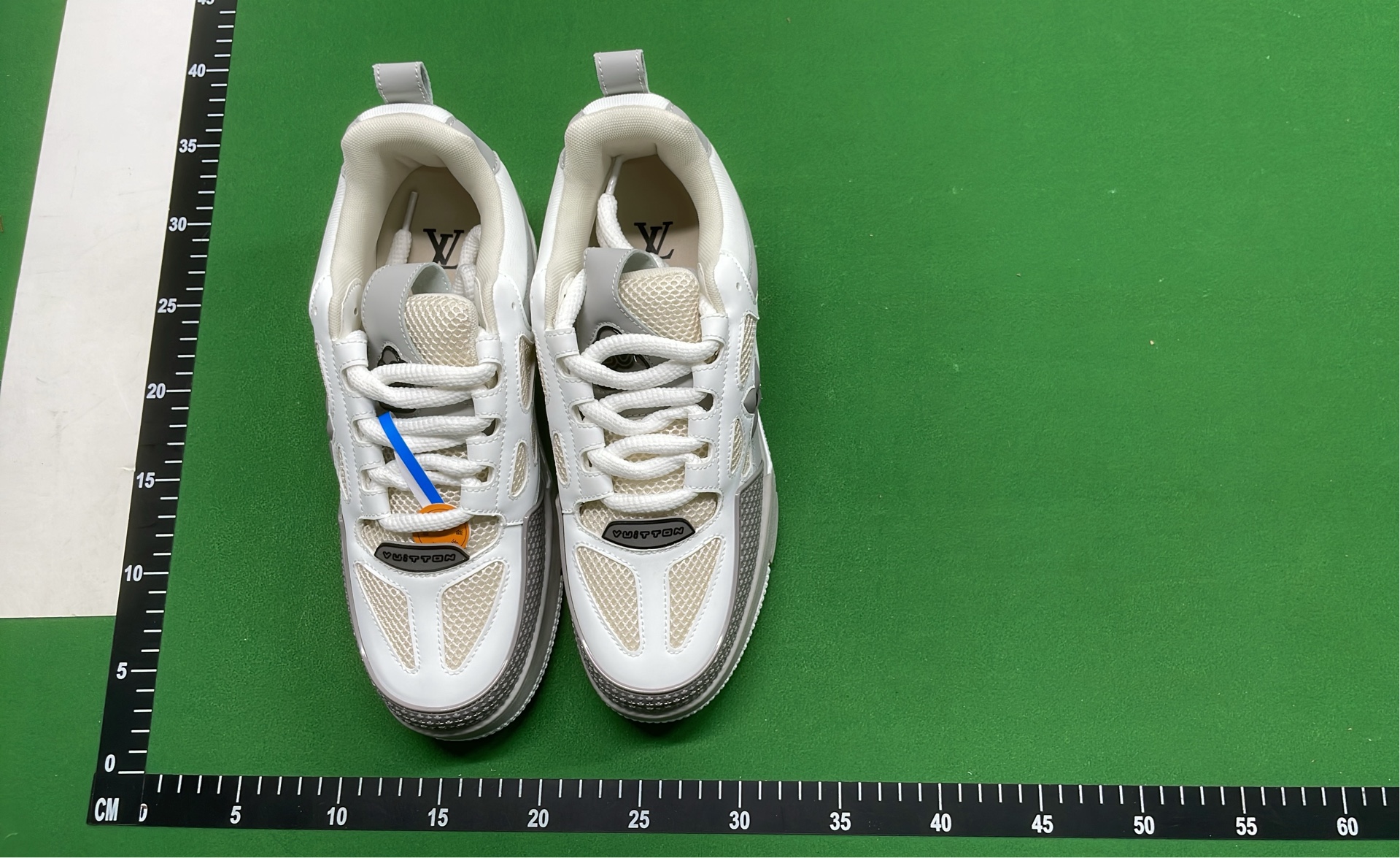 Lv Trainer Sneaker VCJK0521ZVL