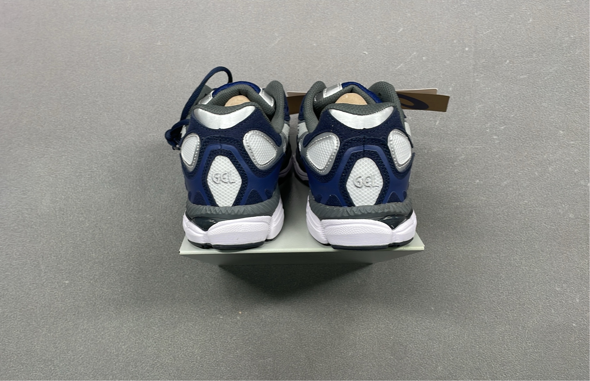 ASICS Gel-Kayano 14 Running Shoes