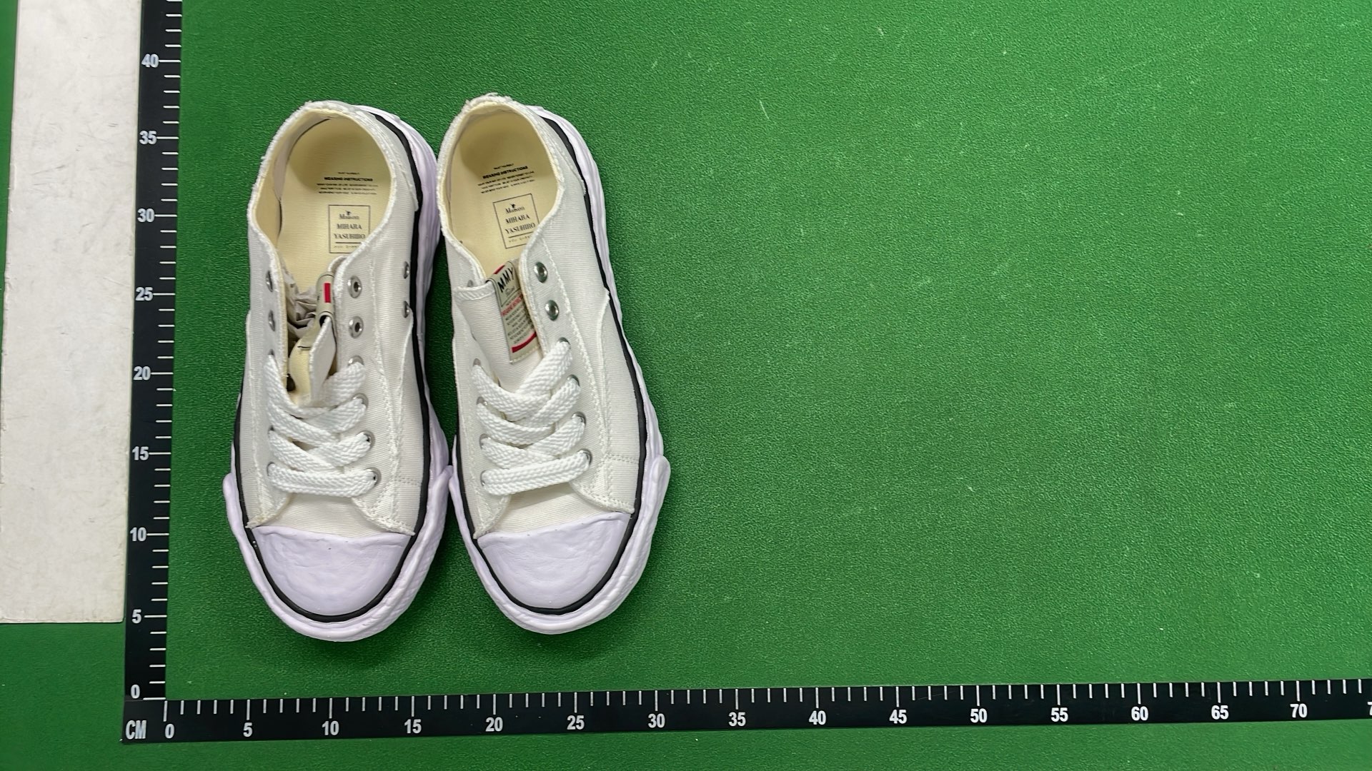 Trendy Canvas Sneakers for Men and Women