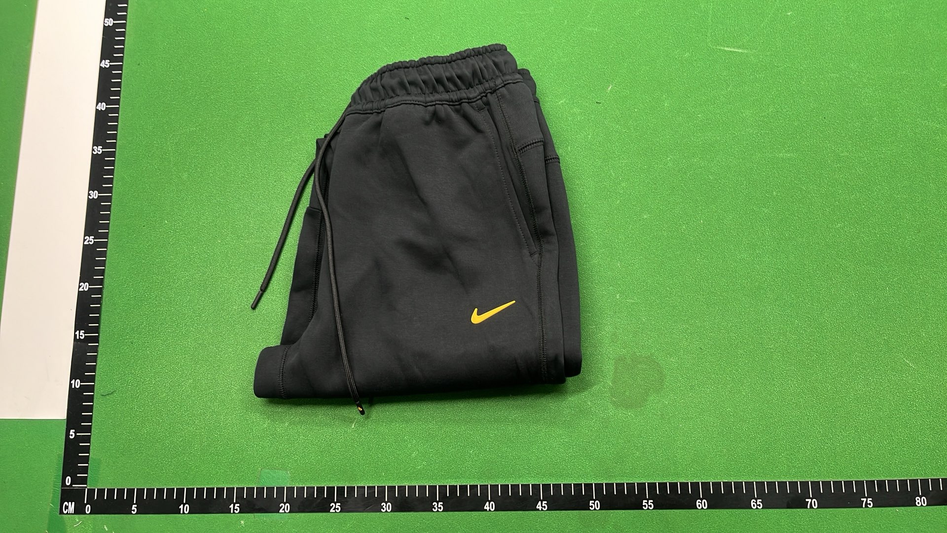Nike Tech Fleece Hoodie and Sweatpants Set - Men's Athletic Wear