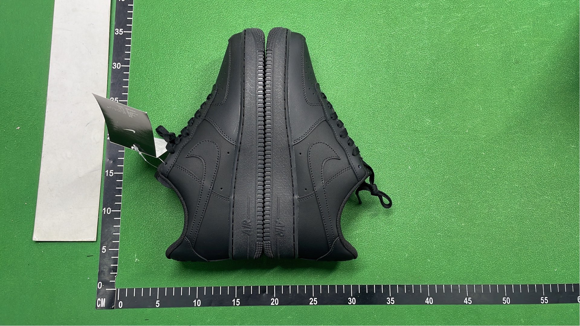 Supreme x Nike Air Force 1 Low Sneakers