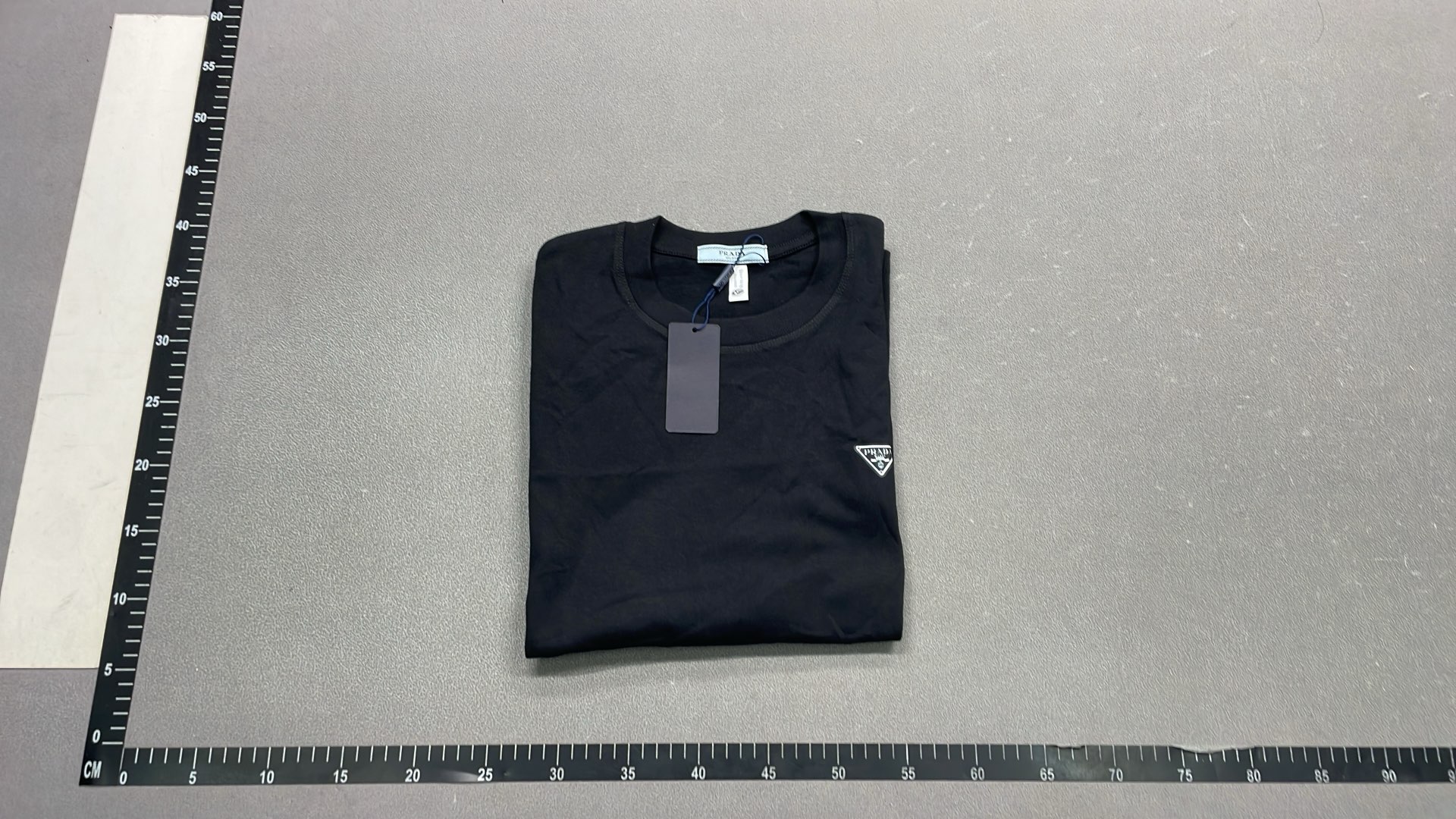 Prada Milano Logo T-Shirt Collection
