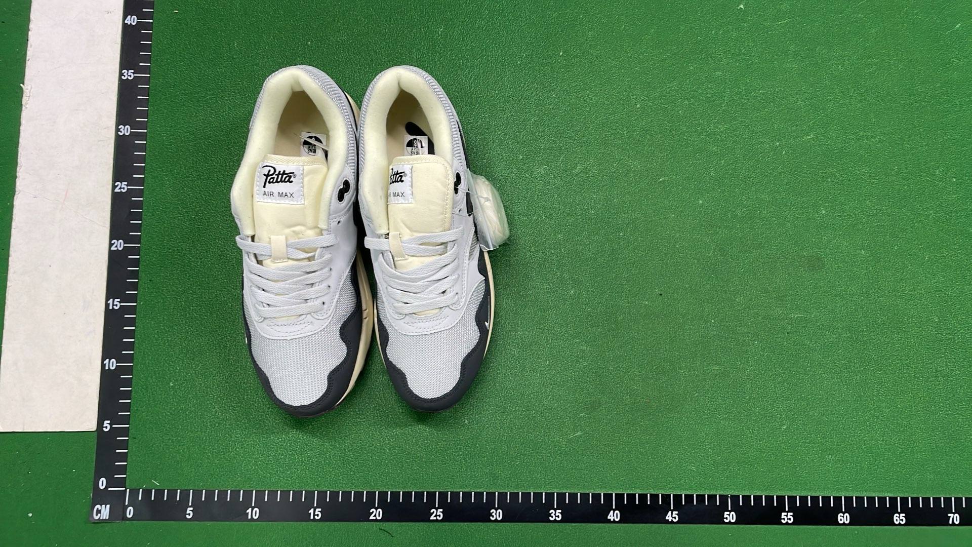 Nike Air Max 1 Sneakers Collection