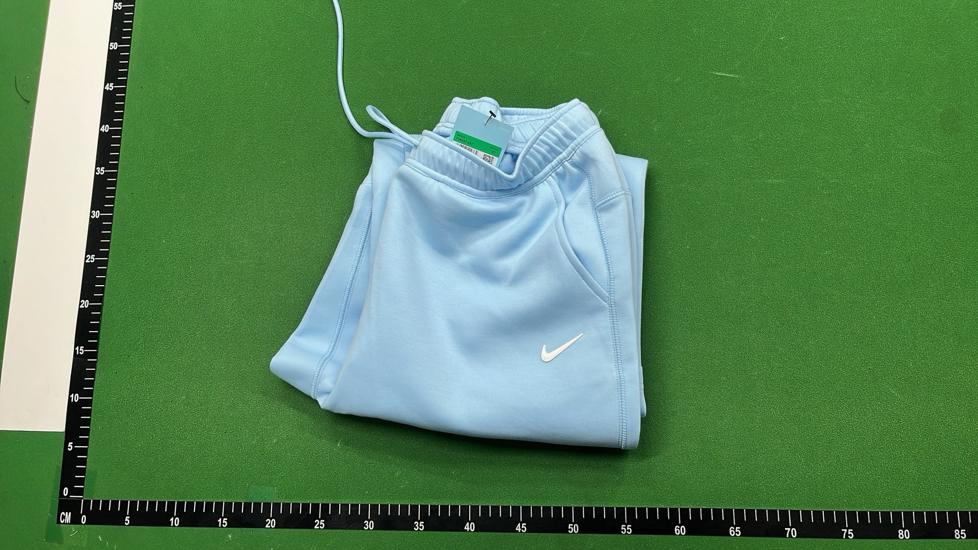 Nike Dri-FIT Crewneck Sweatshirt - Black, Green, Blue
