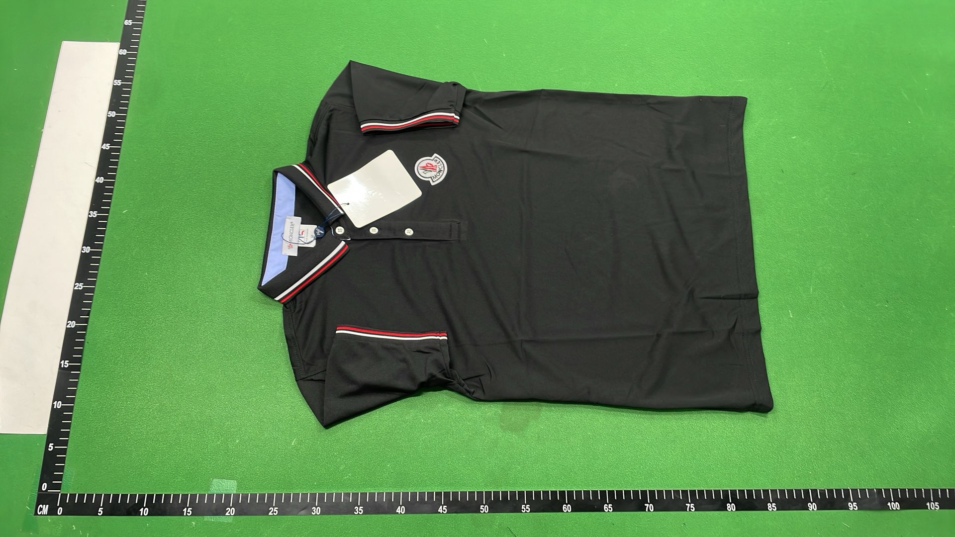 Moncler Polo Shirt for Men Women Classic Style