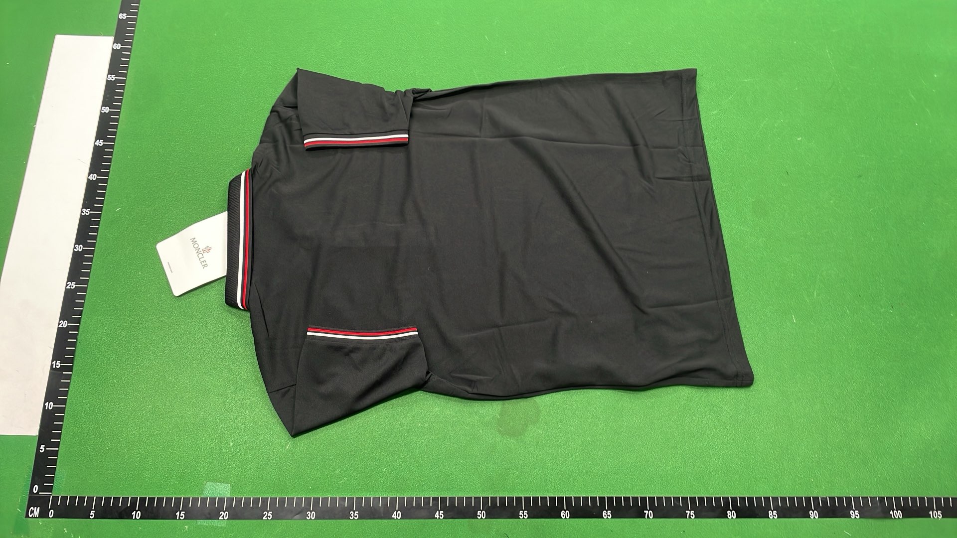 Moncler Polo Shirt for Men Women Classic Style