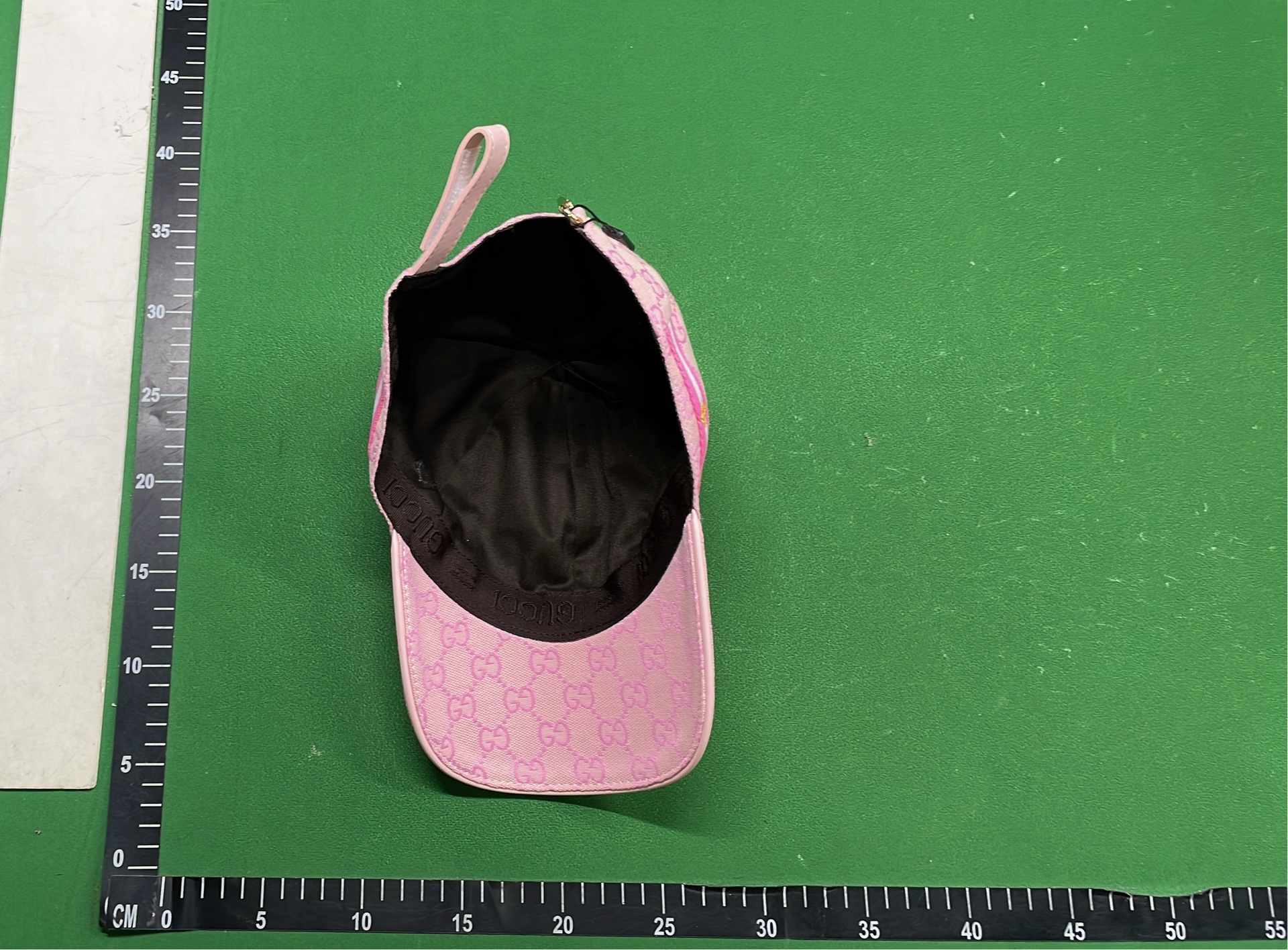 Gucci GG Supreme Baseball Cap with Web Stripe
