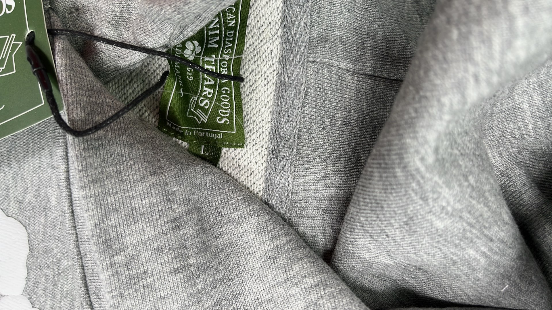 Gray Floral Print Hoodie with Ready-made Tears Logo