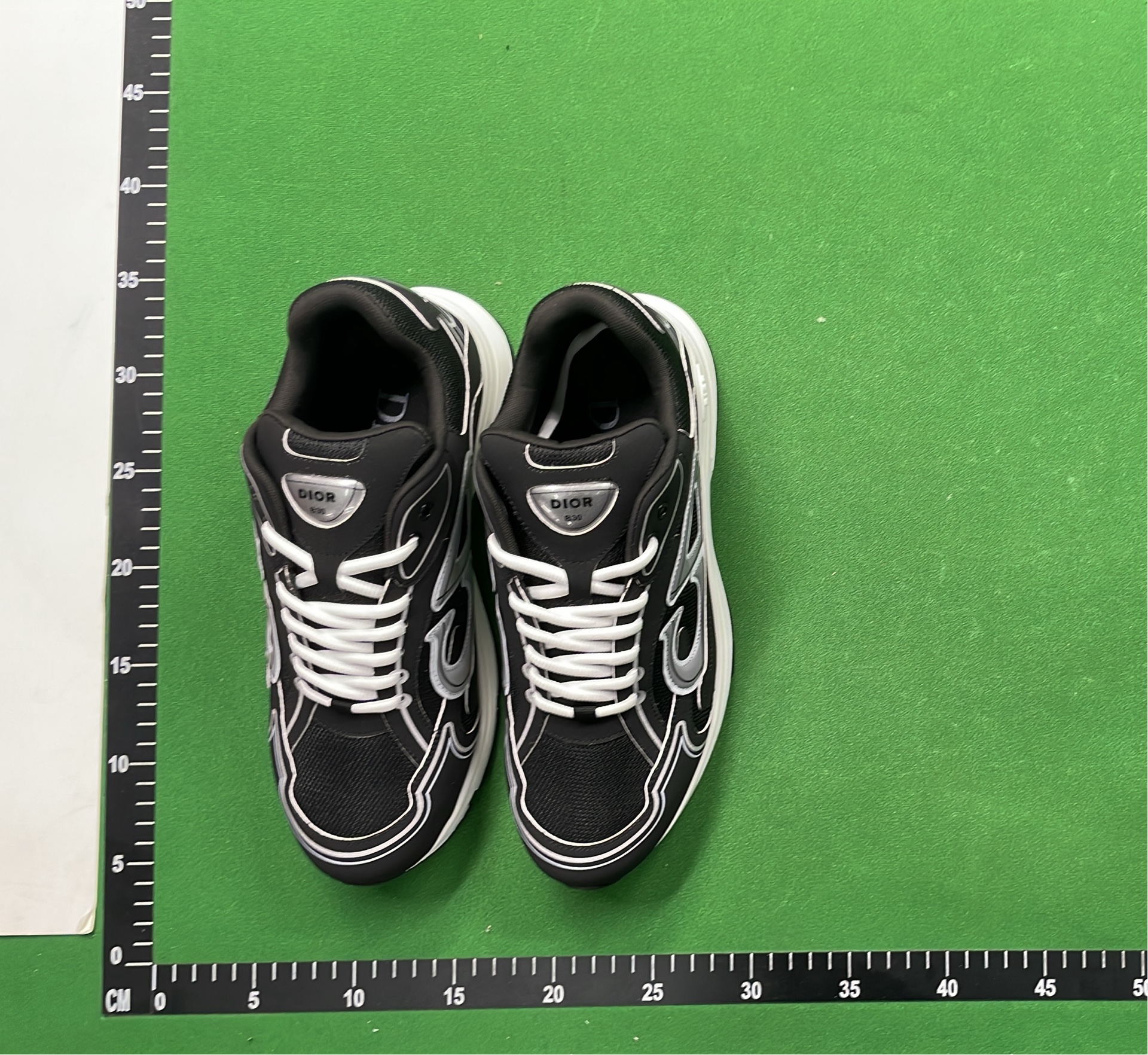 Dior Shoes IOBM1113ZBL - Stylish and Comfortable Sneakers