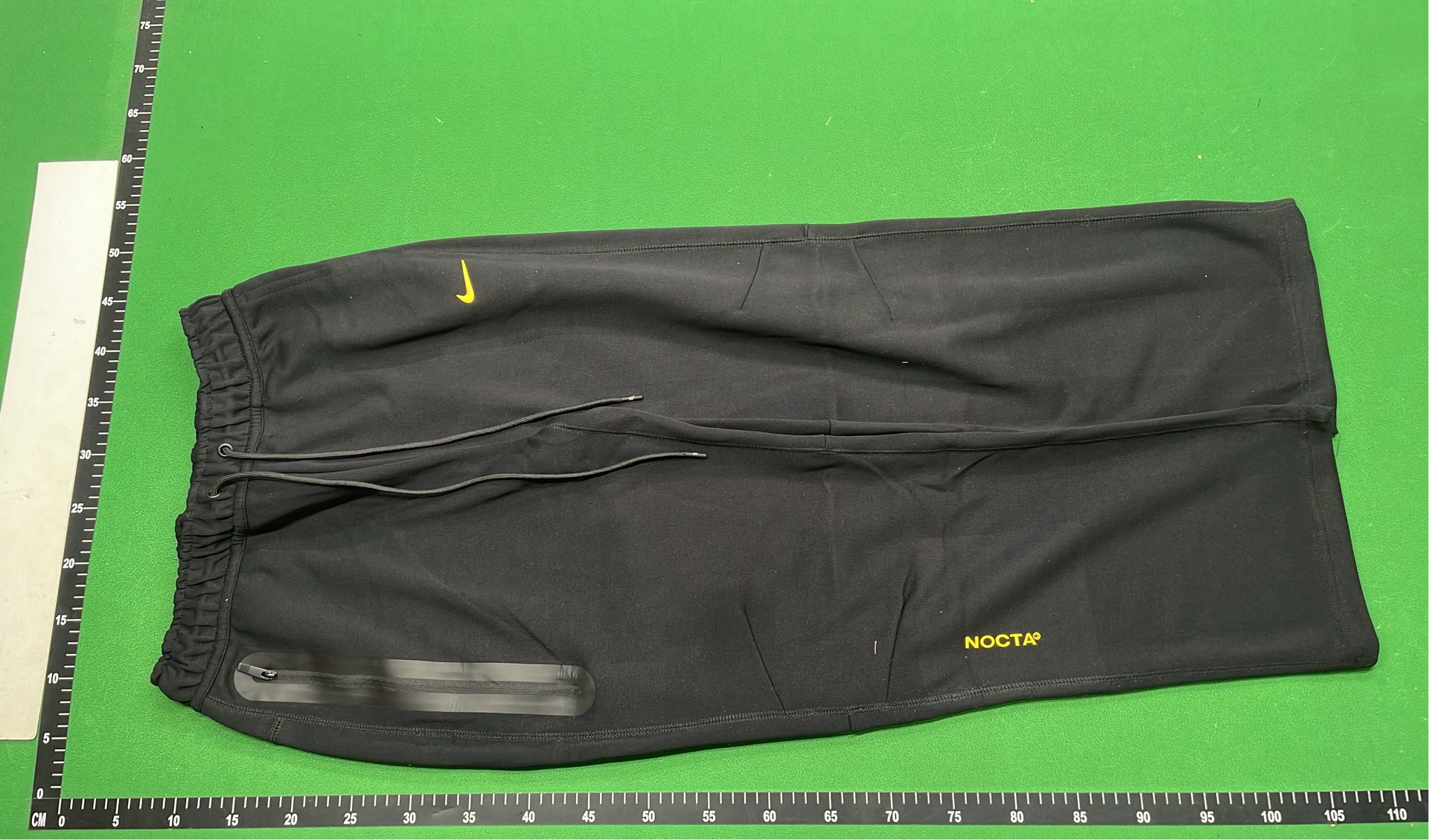 Green Nike Tracksuit Set - Sweatshirt and Pants
