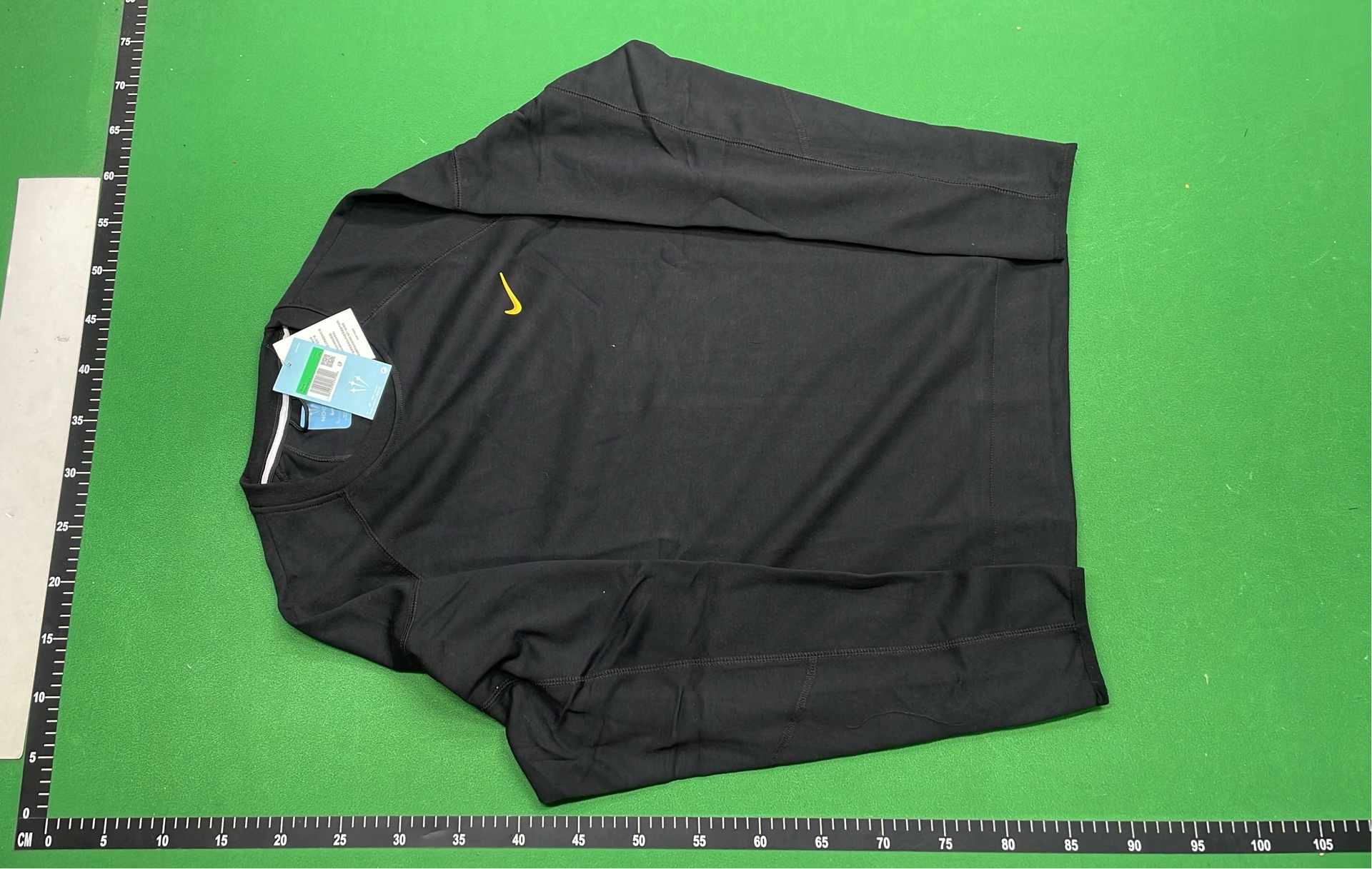 Green Nike Tracksuit Set - Sweatshirt and Pants