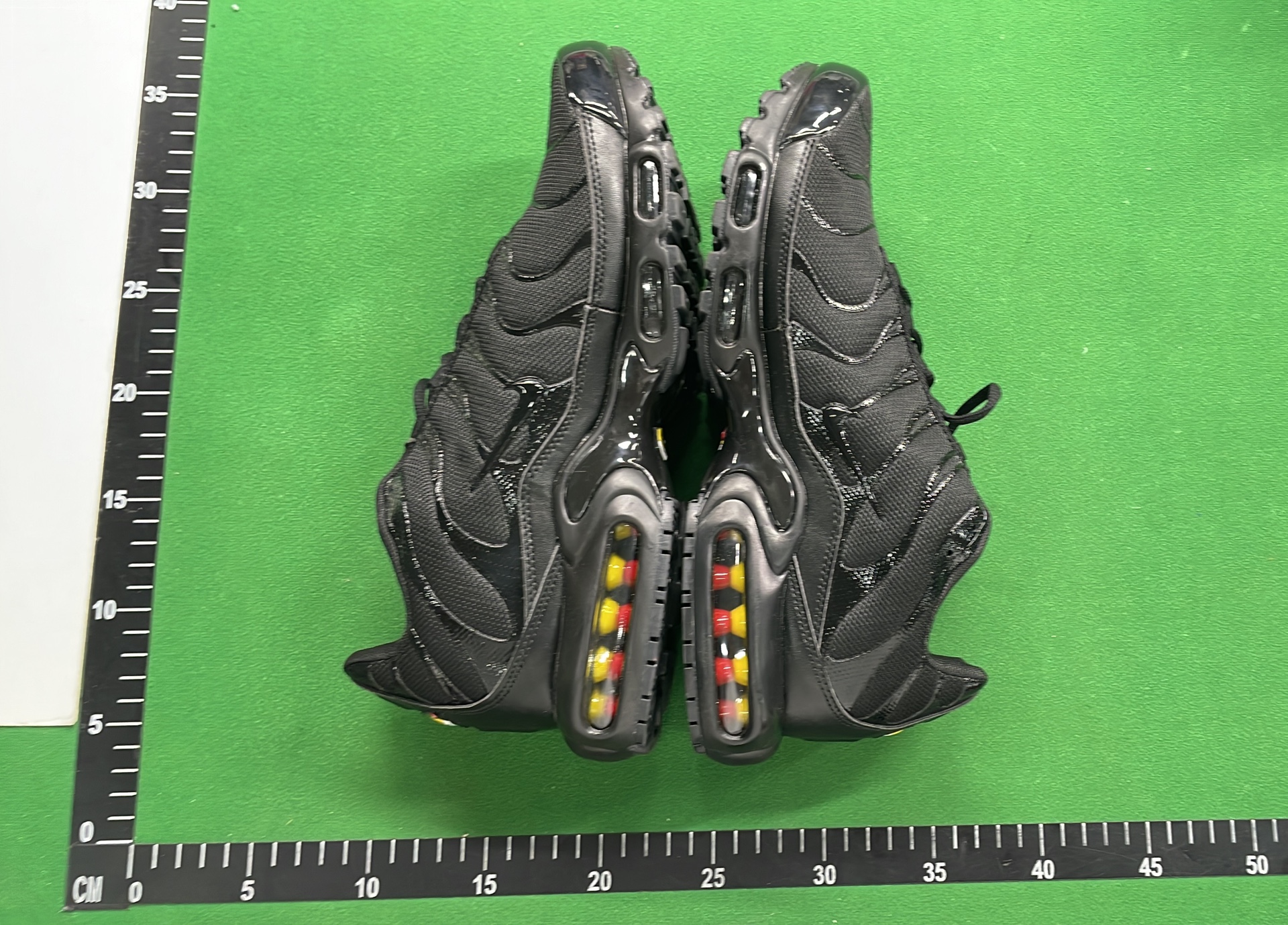 Nike Air Max TN Plus Sneakers - Bold Colors & Comfort Design