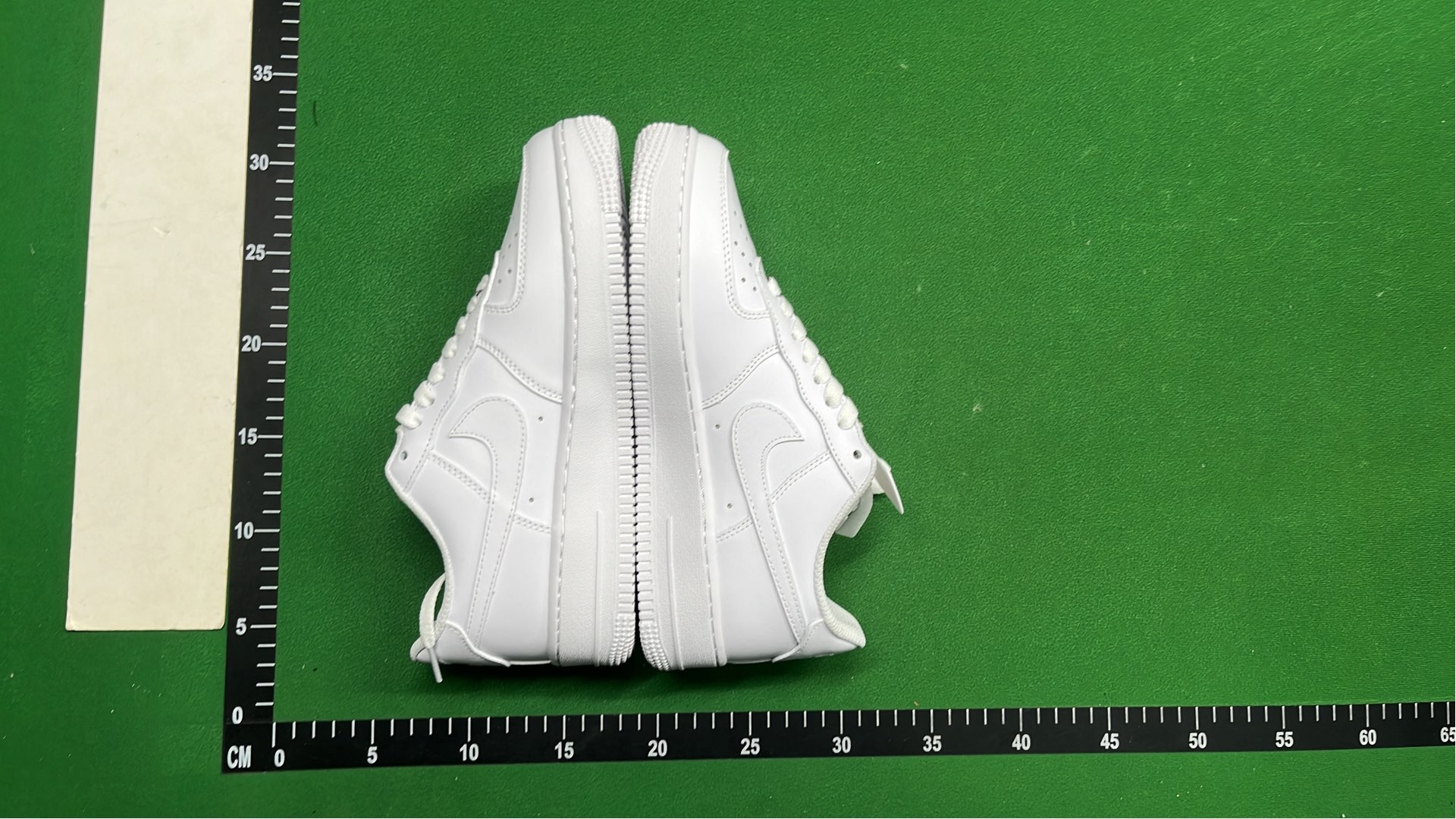 Nike Air Force 1 Low Supreme Collaboration Sneakers