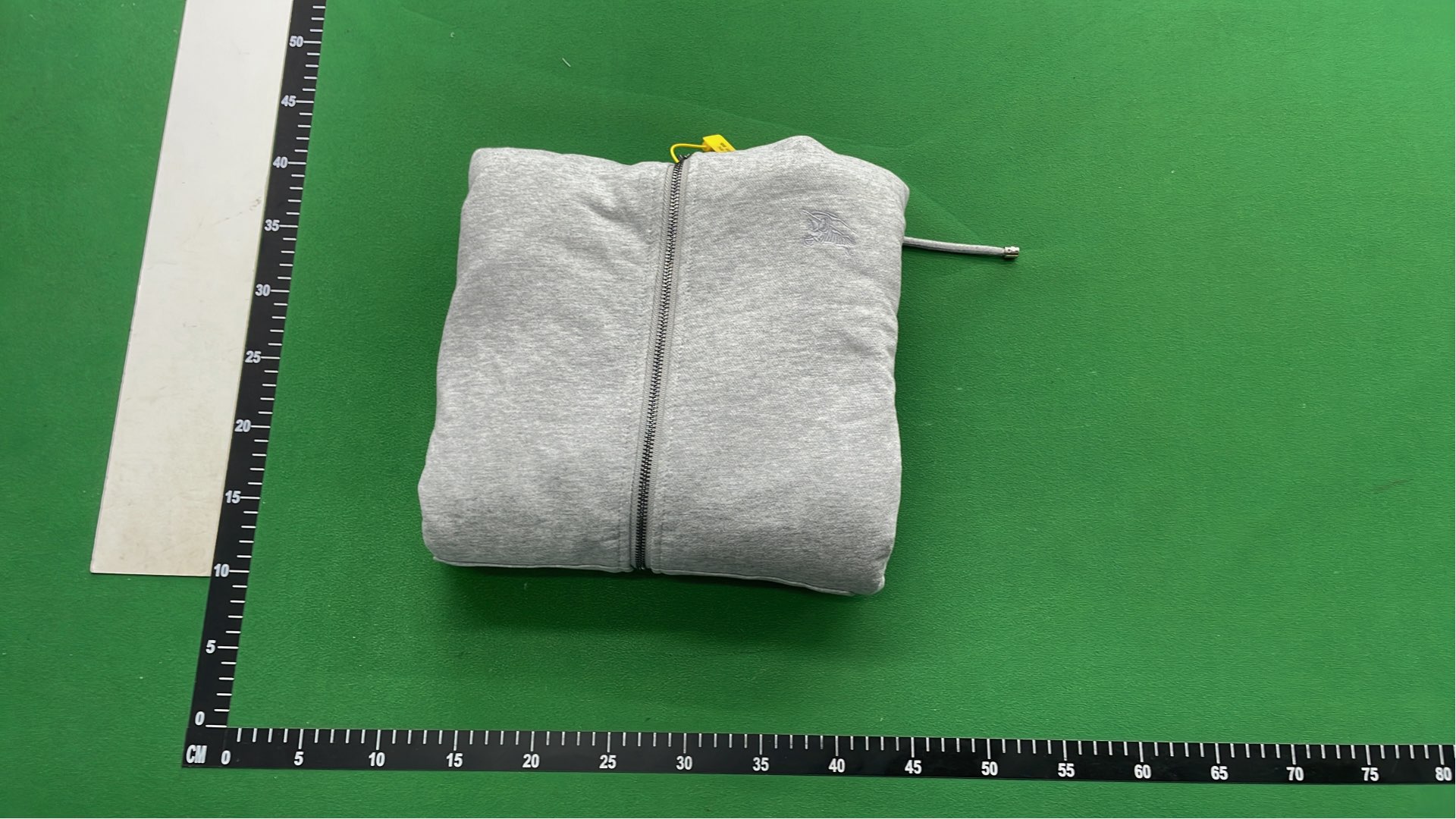 Light Gray Hooded Zip-Up Sweatshirt for Men - Trendy Casual Wear