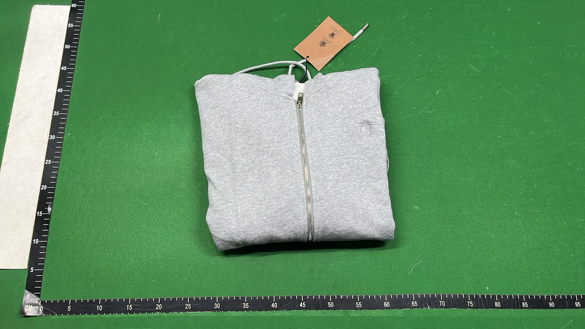 Light Gray Hooded Zip-Up Sweatshirt for Men - Trendy Casual Wear