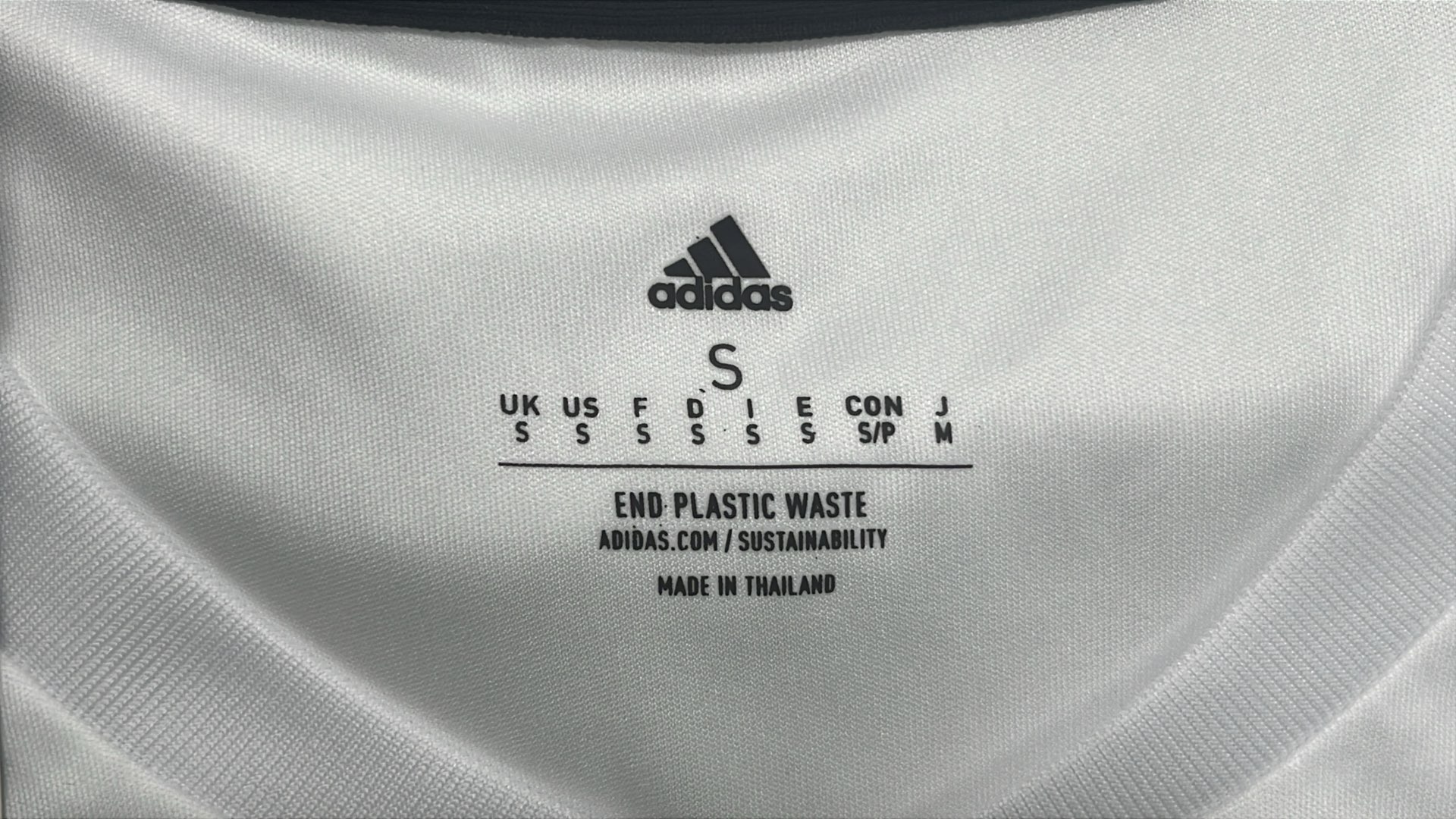 Real Madrid 2023-24 Home Jersey - Emirates Fly Better