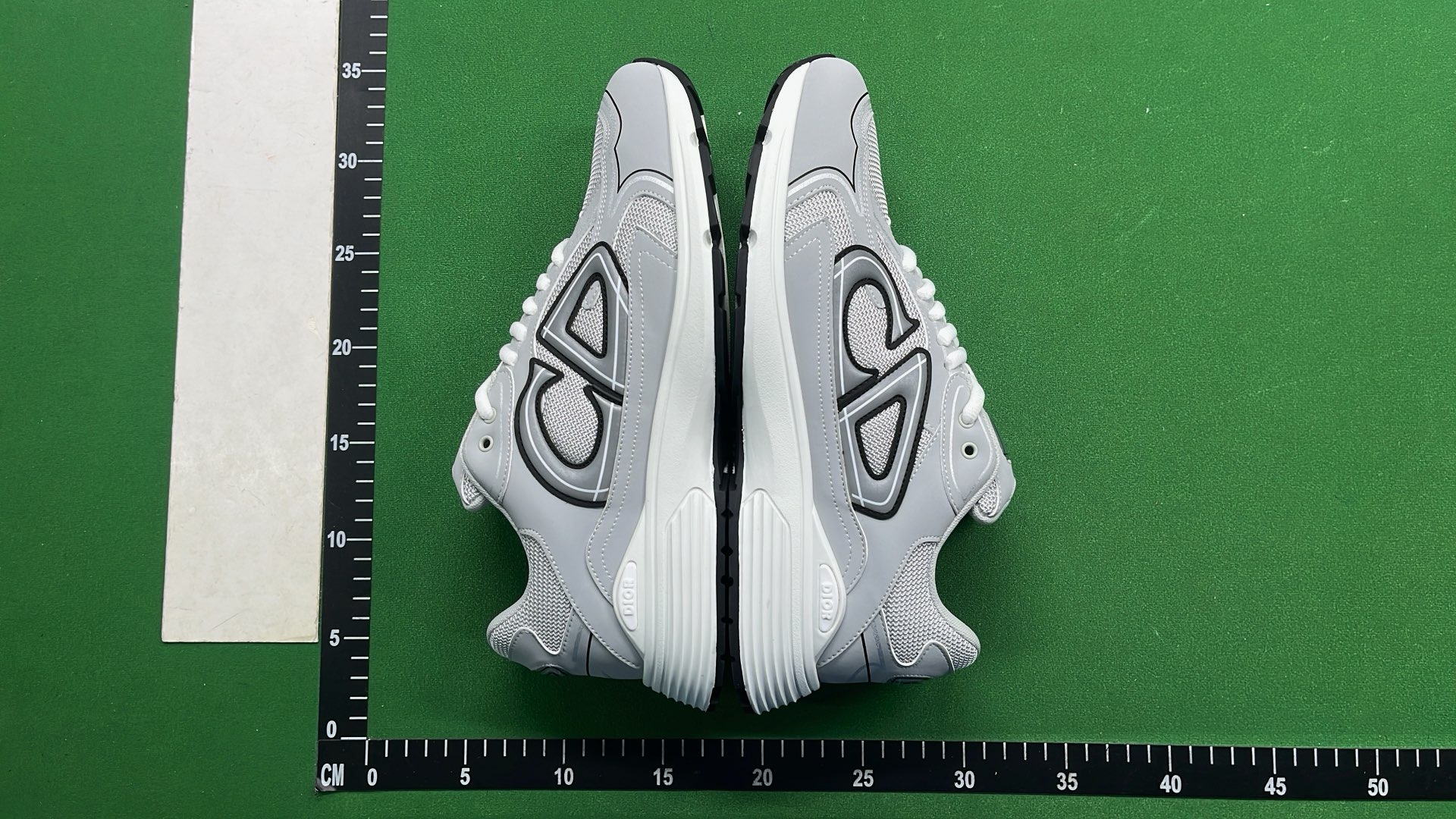 Dior Sneakers White and Black Mesh Running Shoes