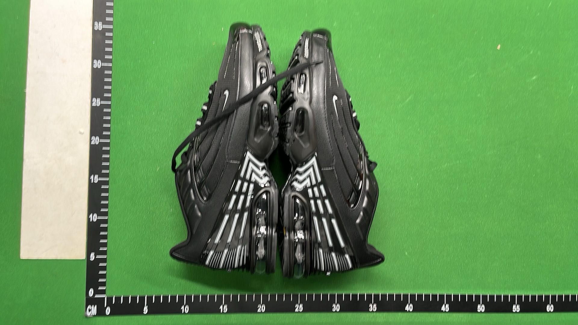 Nike Air Max Plus Black Sneakers
