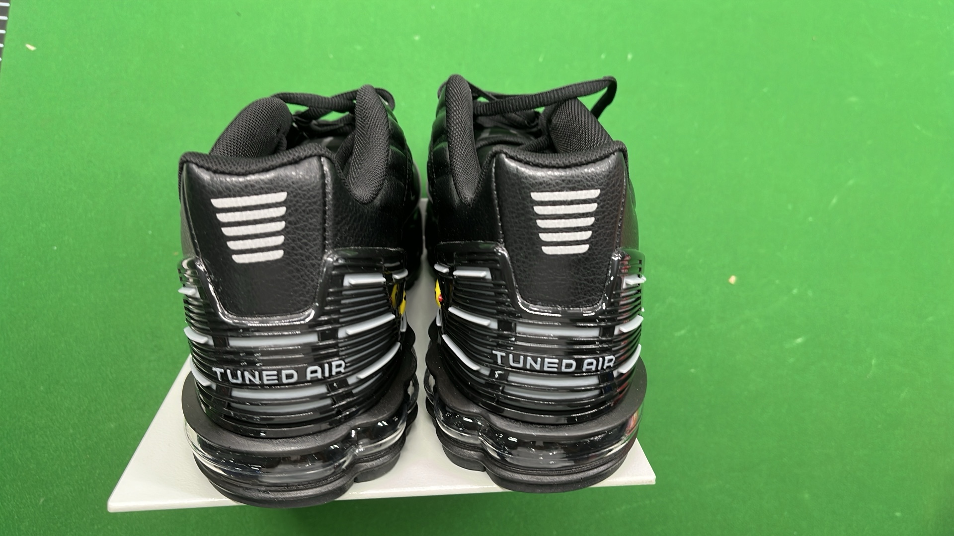 Nike Air Max Plus Black Sneakers