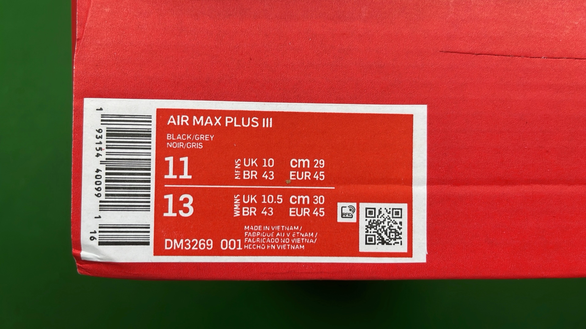 Nike Air Max Plus Black Sneakers