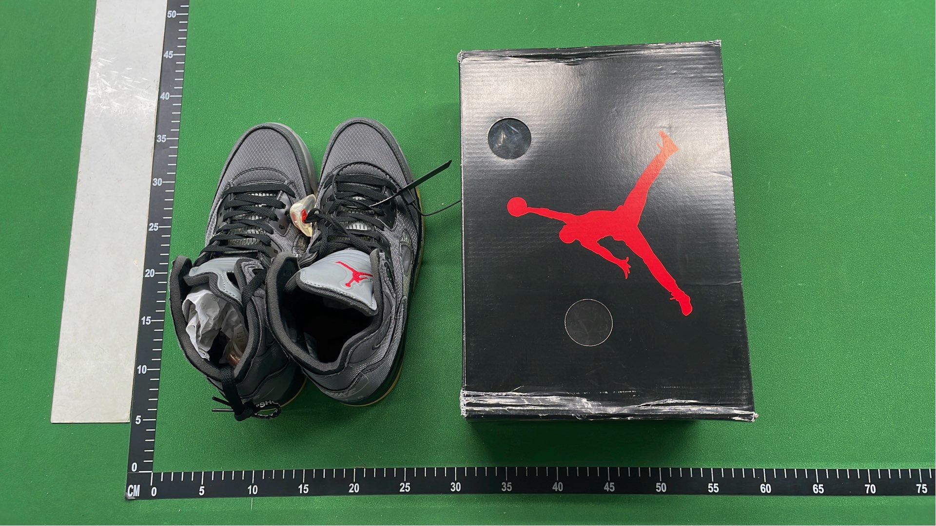 Air Jordan 5 Retro Sneakers - Classic Basketball Shoes