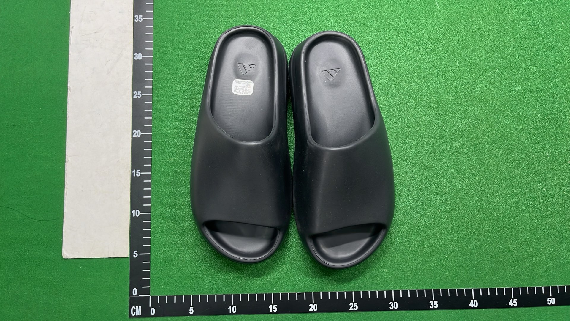 Yeezy Slide Sandals - Comfortable Casual Footwear
