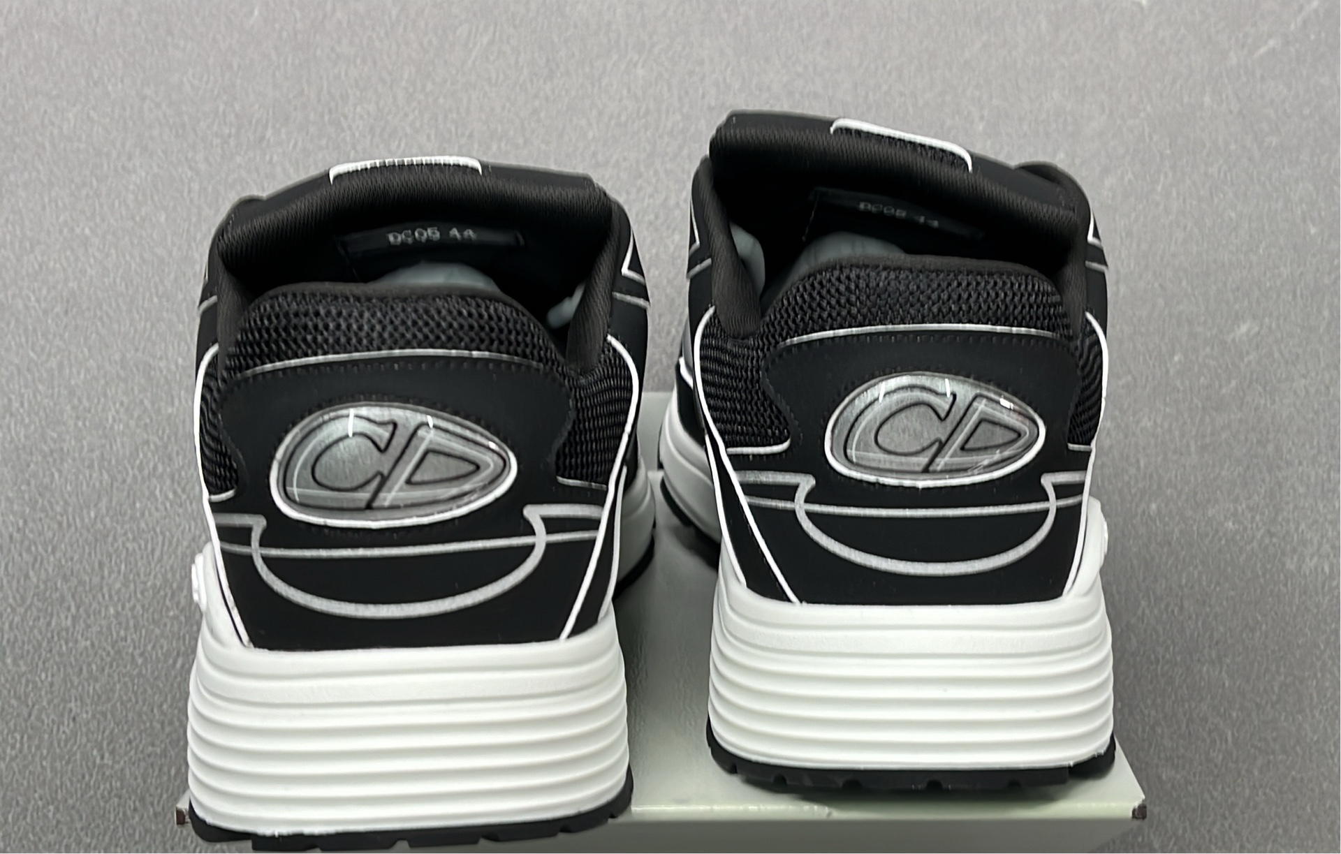 Dior Men's Sneakers - White and Black Mesh Running Shoes with Logo