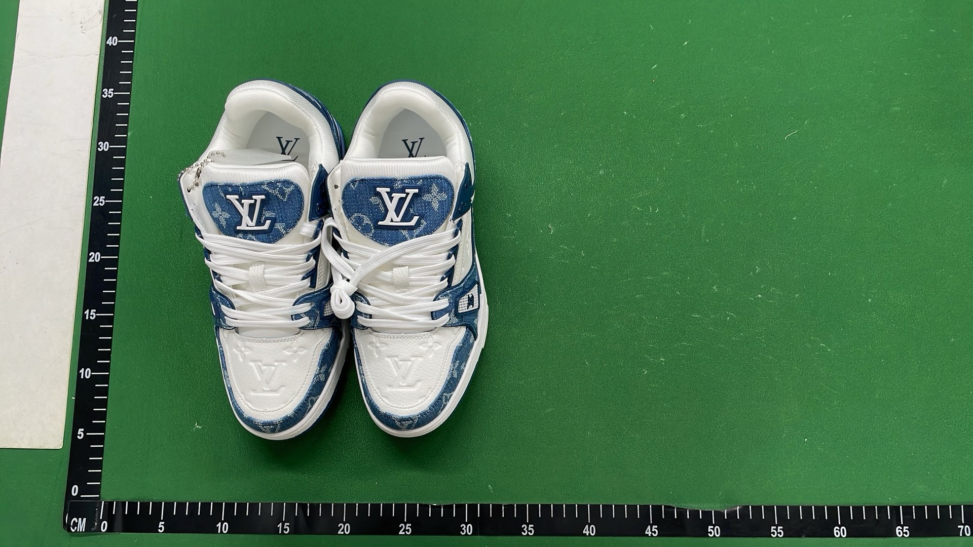 Nike SB Dunk Low Pro Skate Shoes - Limited Edition Colorways