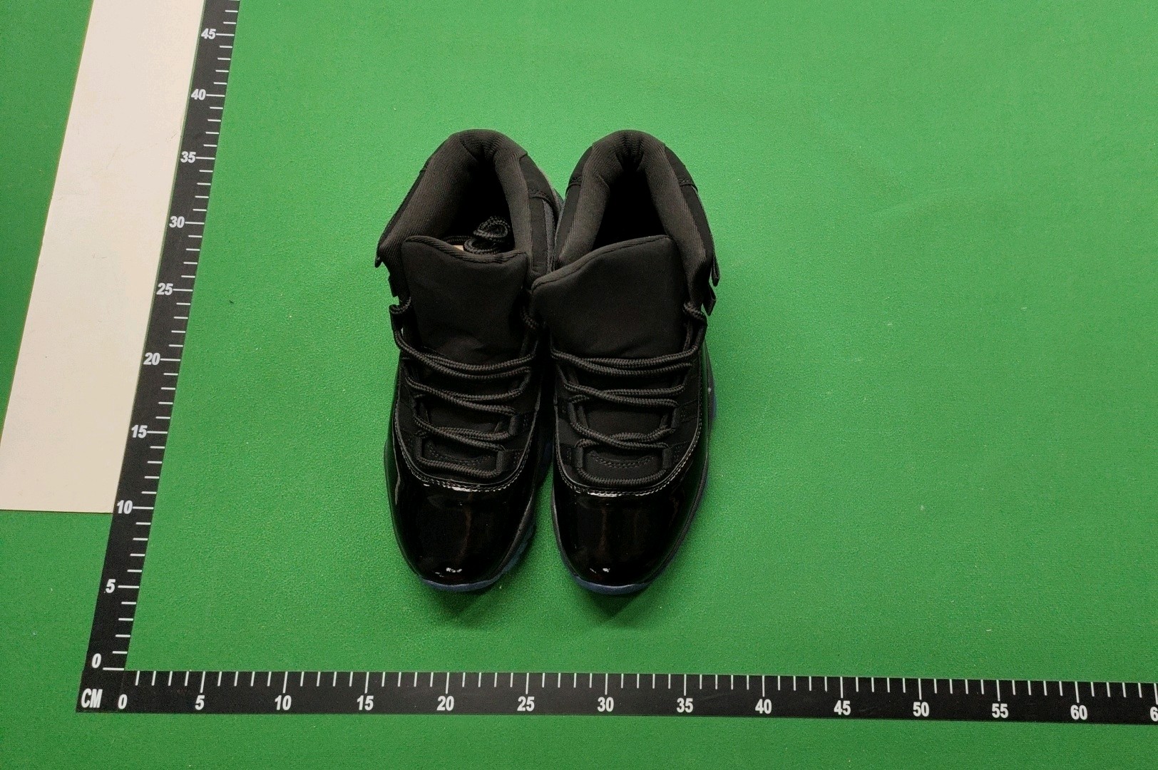 Air Jordan 11 Retro White Black Concord Men's Basketball Shoes