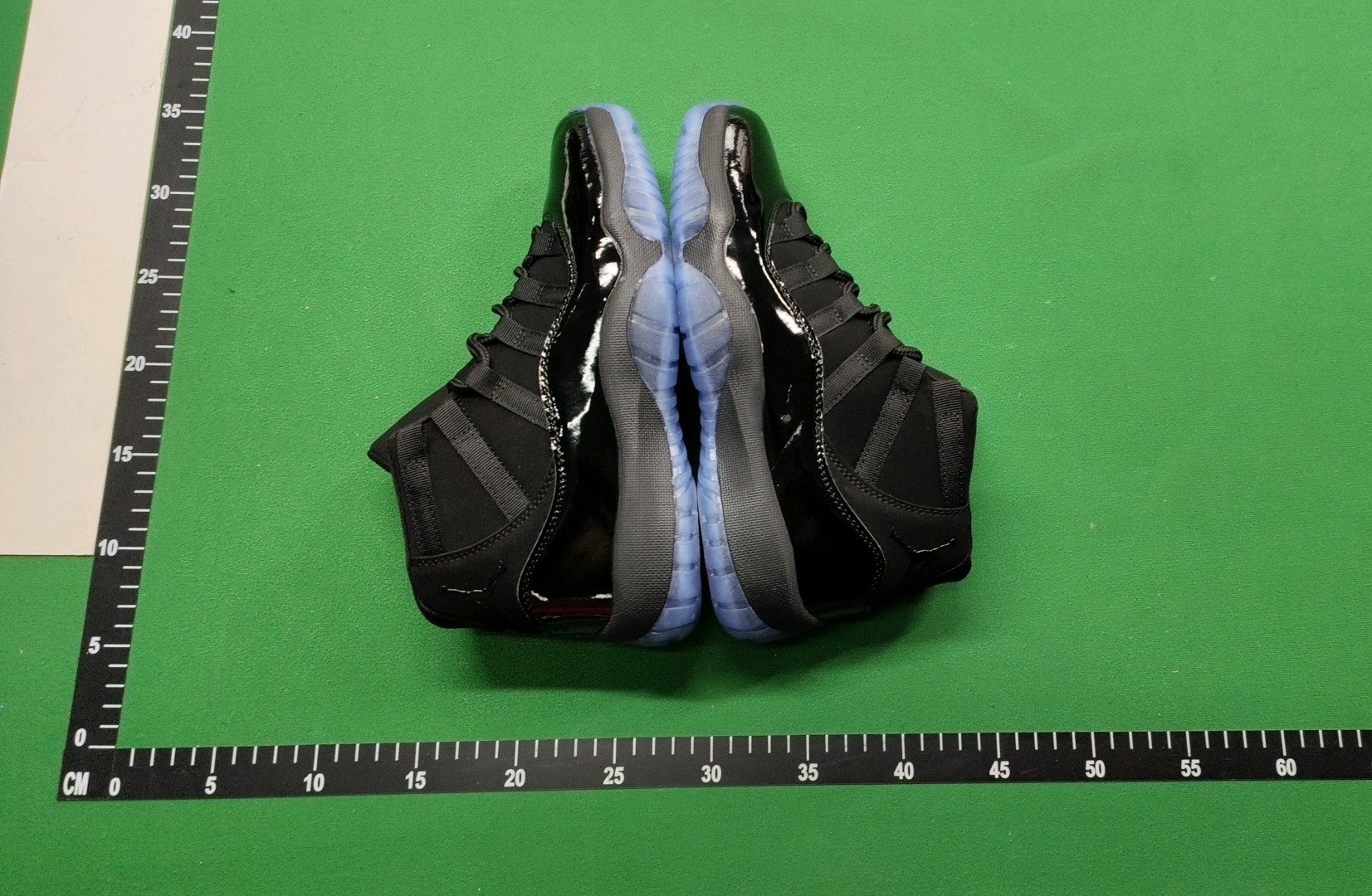Air Jordan 11 Retro White Black Concord Men's Basketball Shoes
