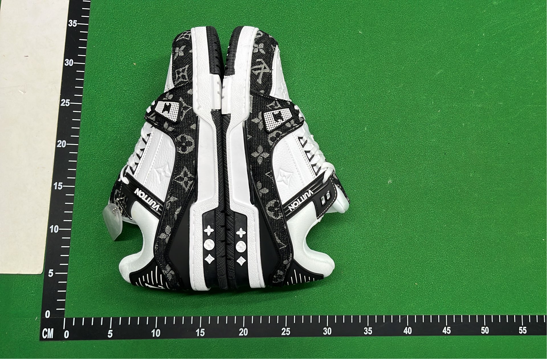 Louis Vuitton Monogram Sneakers Black Leather Men's Shoes