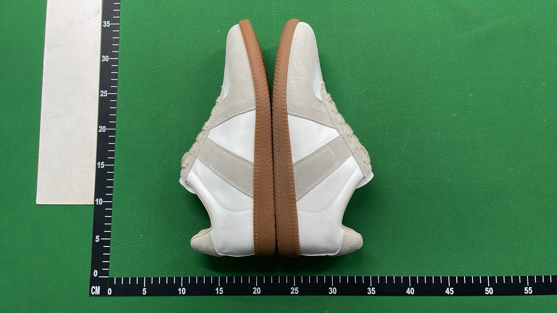 Maison Margiela Replica Sneakers - Classic Leather Trainer Shoes