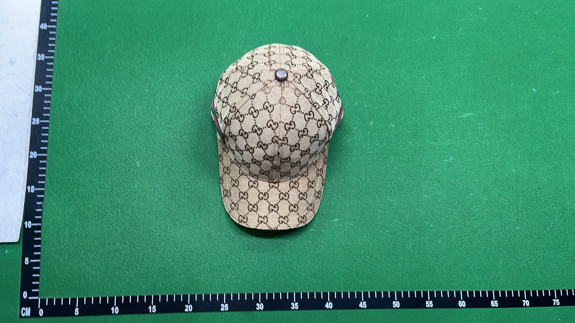 Gucci GG Supreme Pattern Baseball Cap with Web Stripe