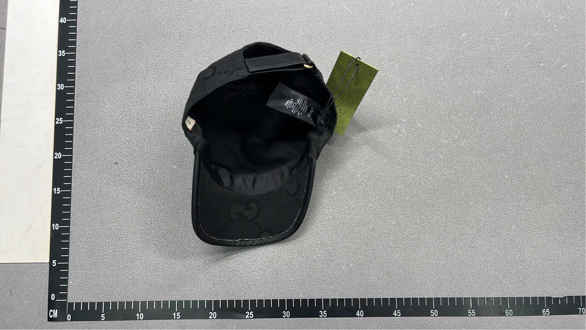 Gucci GG Supreme Pattern Baseball Cap with Web Stripe