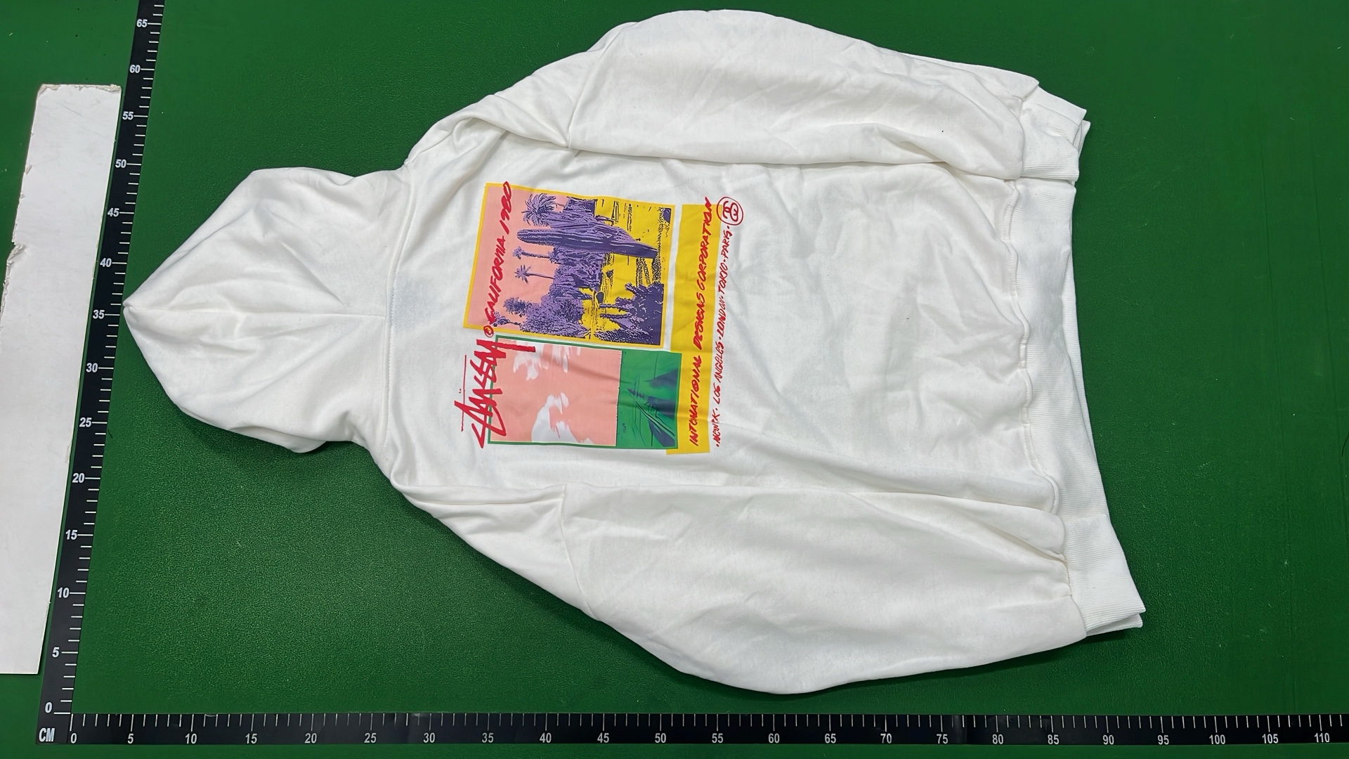 Stussy x Marvel联名款白色连帽衫