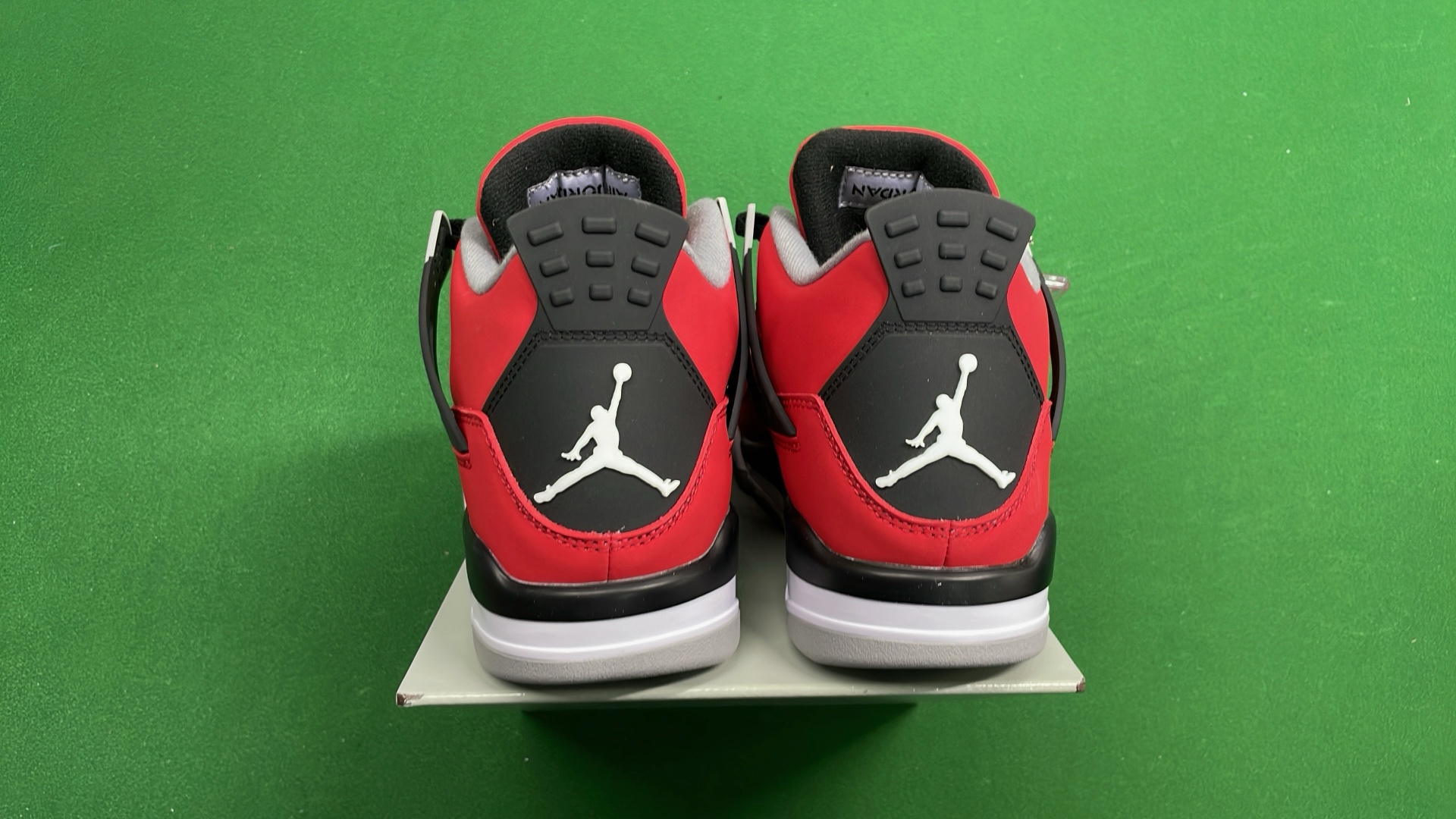 AJ4 Basketball Shoes - Premium Sneakers for Men and Women