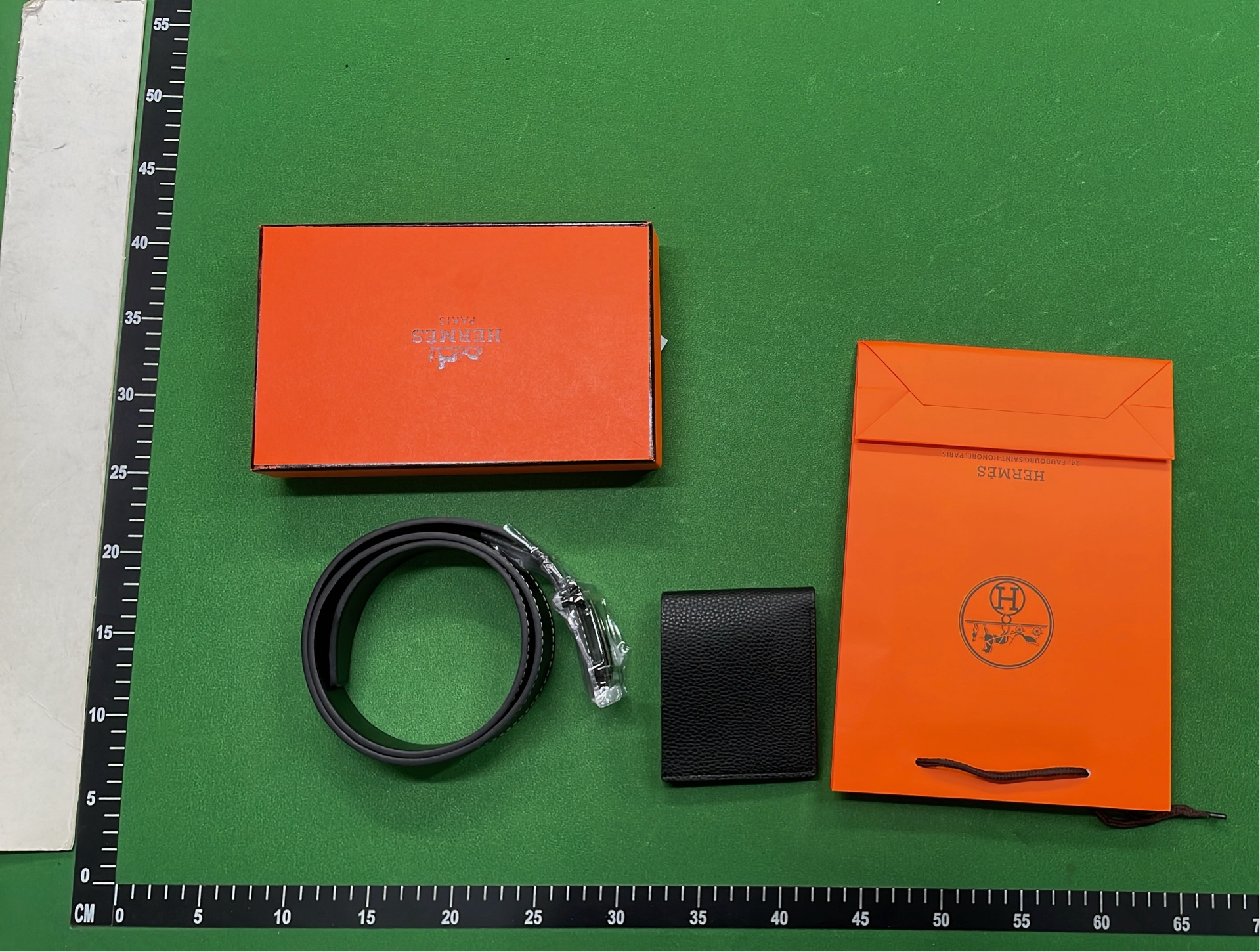 Herm&egrave;s Black Leather Belt with H Buckle