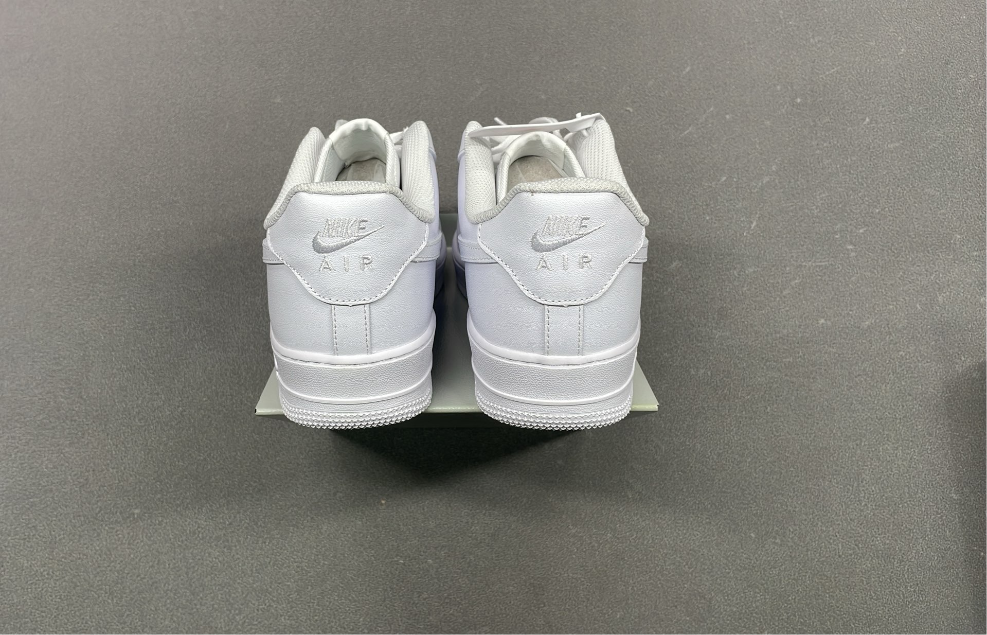 Supreme x Nike Air Force 1 Low Sneakers