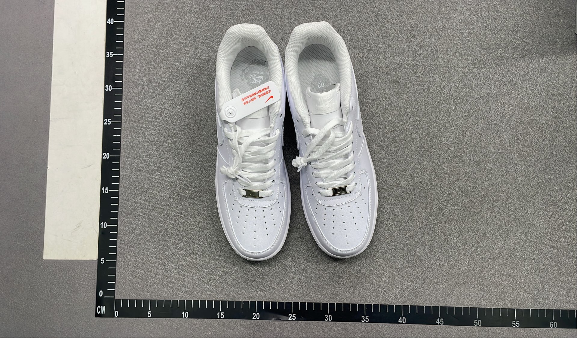 Supreme x Nike Air Force 1 Low Sneakers